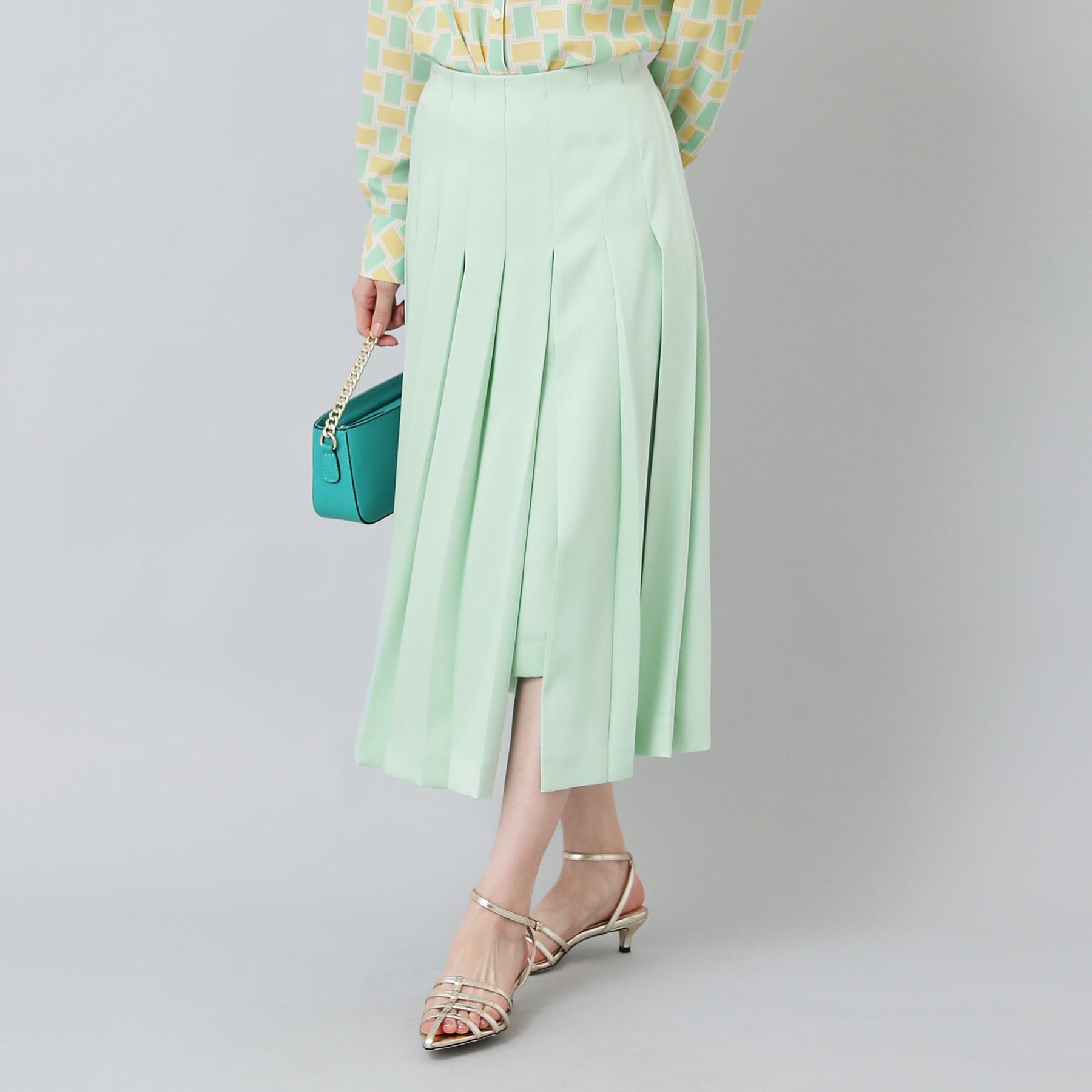 UNTITLED「サテンプリーツスカート」|スカート|