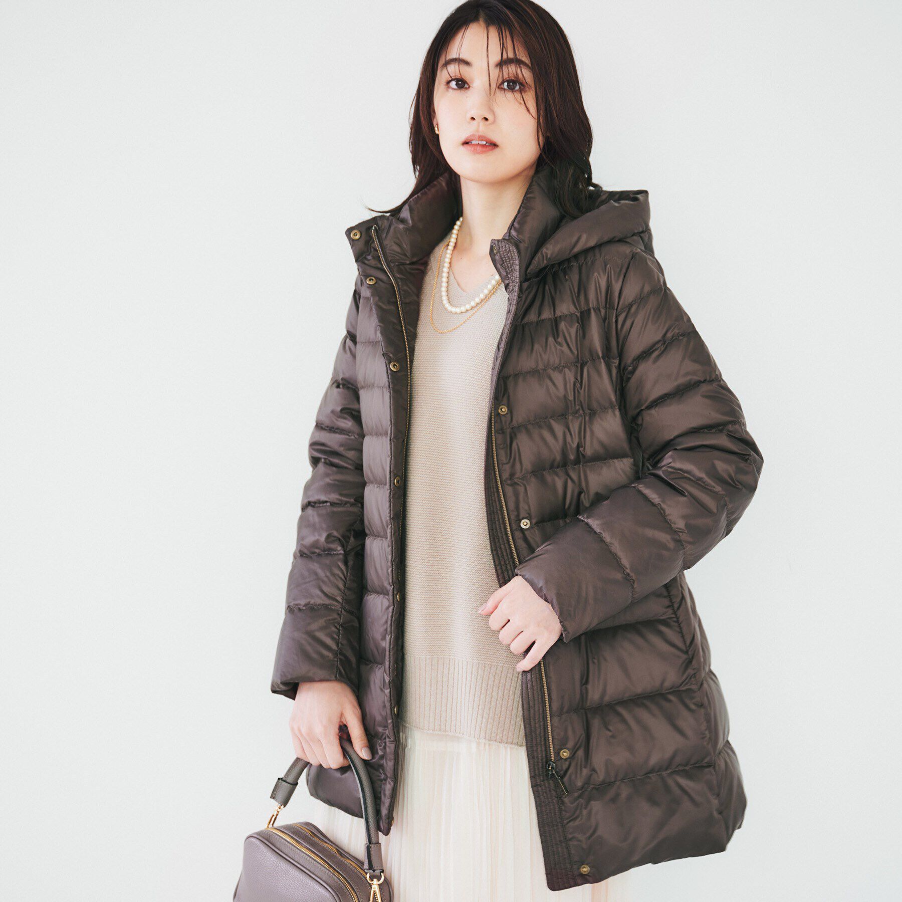 UNTITLED「【撥水/洗える/すっきり】ミディ丈タフタダウンコート」|ダウン|