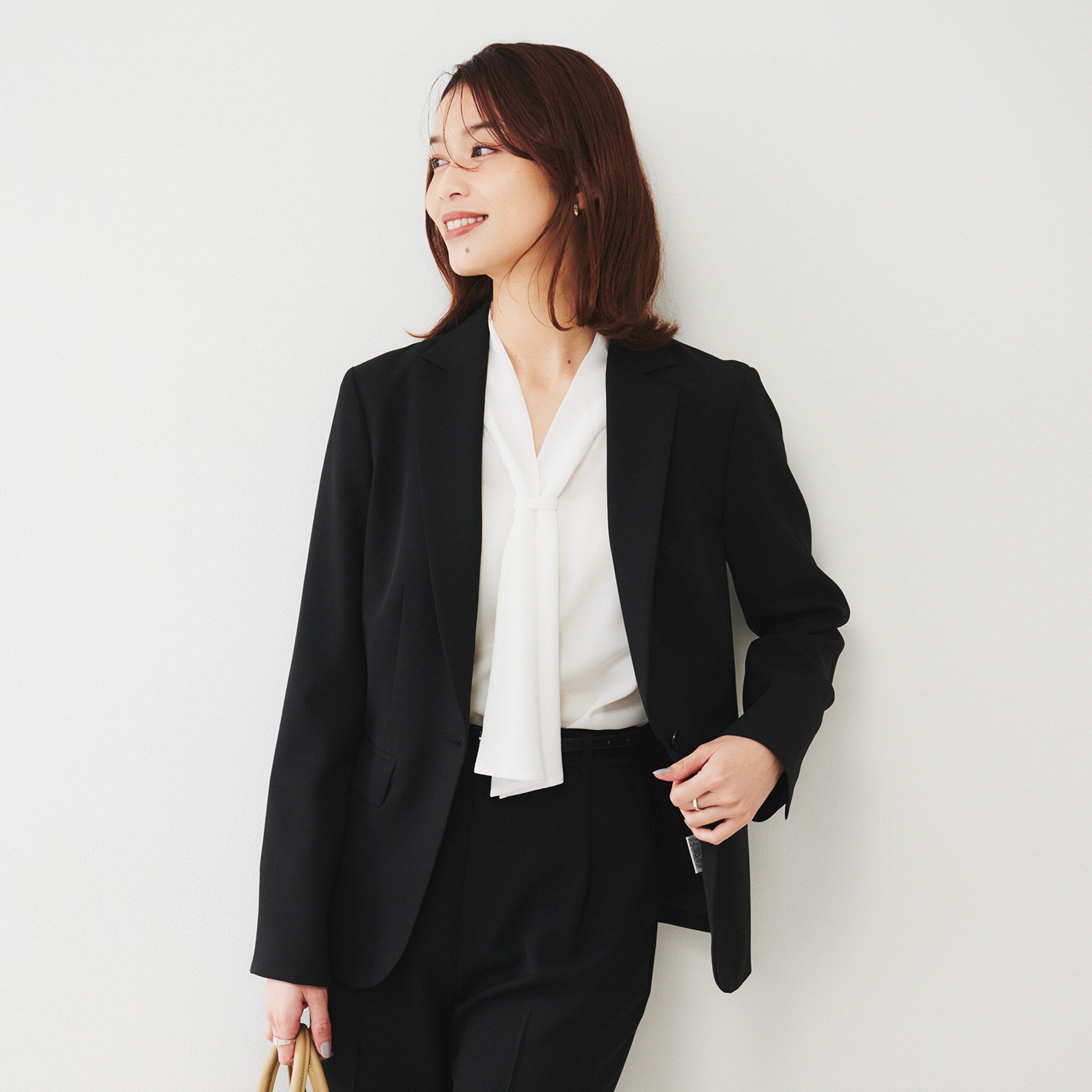 UNTITLED「【通勤スーツ】ライトウェイト テーラードジャケット」|テーラードジャケット|ブラック(019)