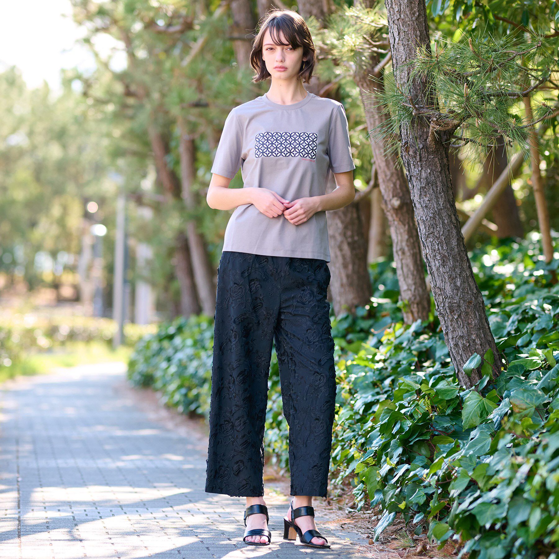 DRESSTERIOR「【接触冷感/UVカット】バックブリーズテックオーバーラップサークルプリントTシャツ」|Tシャツ・カットソー|