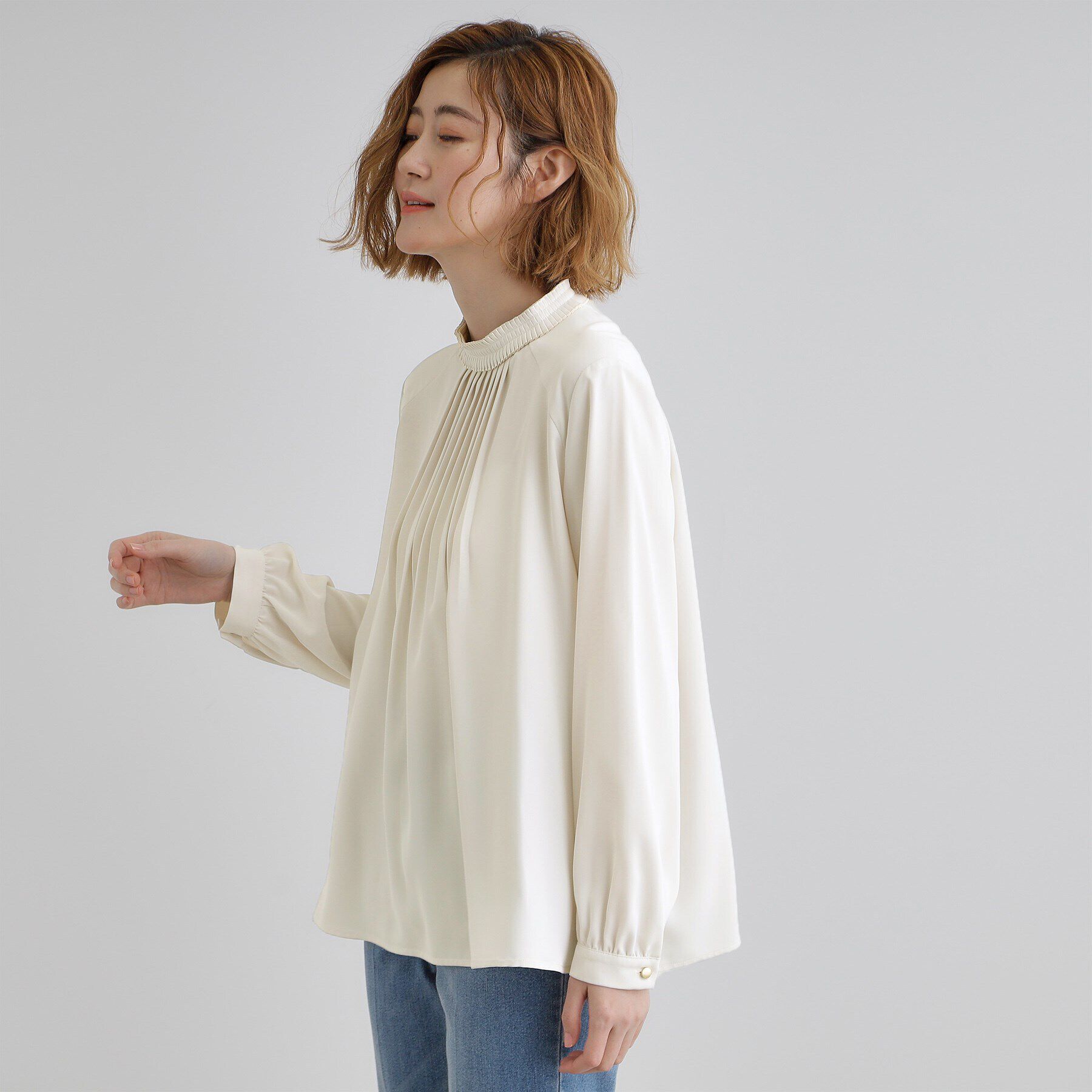 grove「【マシンウォッシュ／防シワ】プリーツネックブラウス」|シャツ・ブラウス|