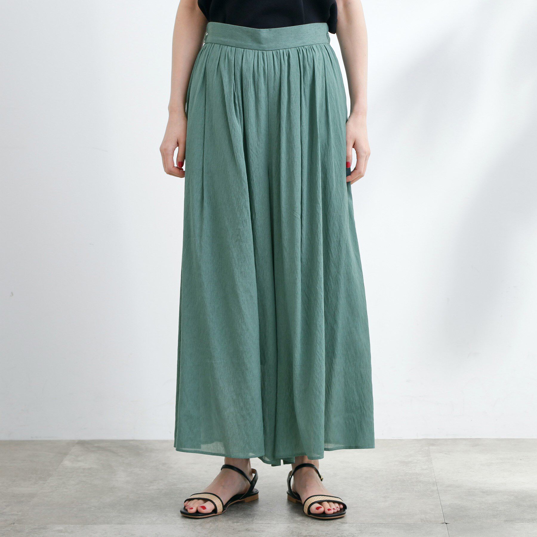 grove「【たっぷりギャザーで体型カバー】スカート見えの軽やかパンツ」|その他|