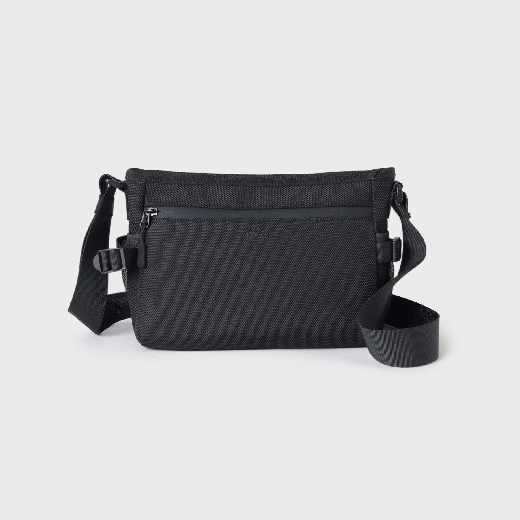 TAKEO KIKUCHI「ラージキャパシティ― デイリーショルダーバッグ」|ショルダー・メッセンジャー|