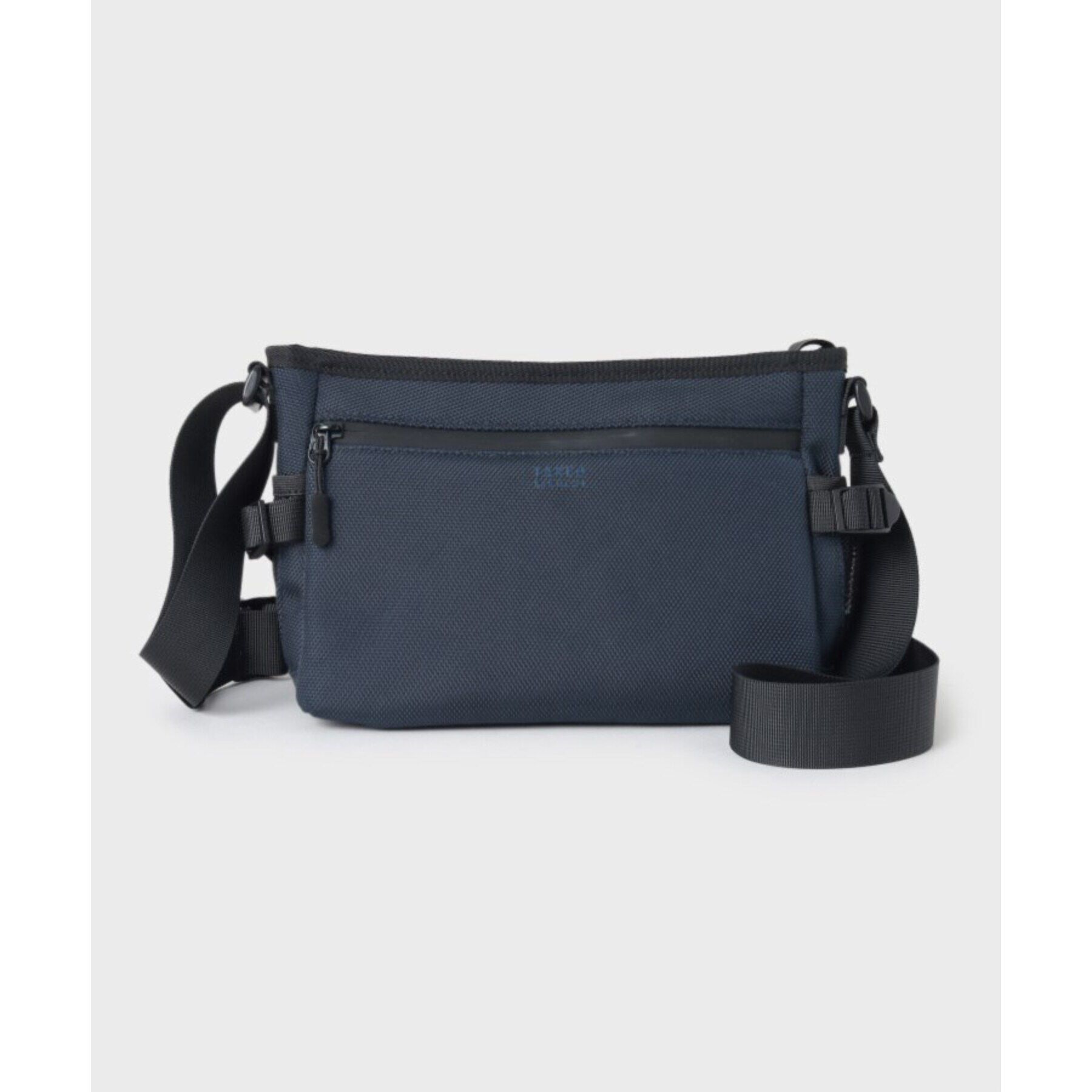 TAKEO KIKUCHI「ラージキャパシティ― デイリーショルダーバッグ」|ショルダー・メッセンジャー|ネイビー(093)