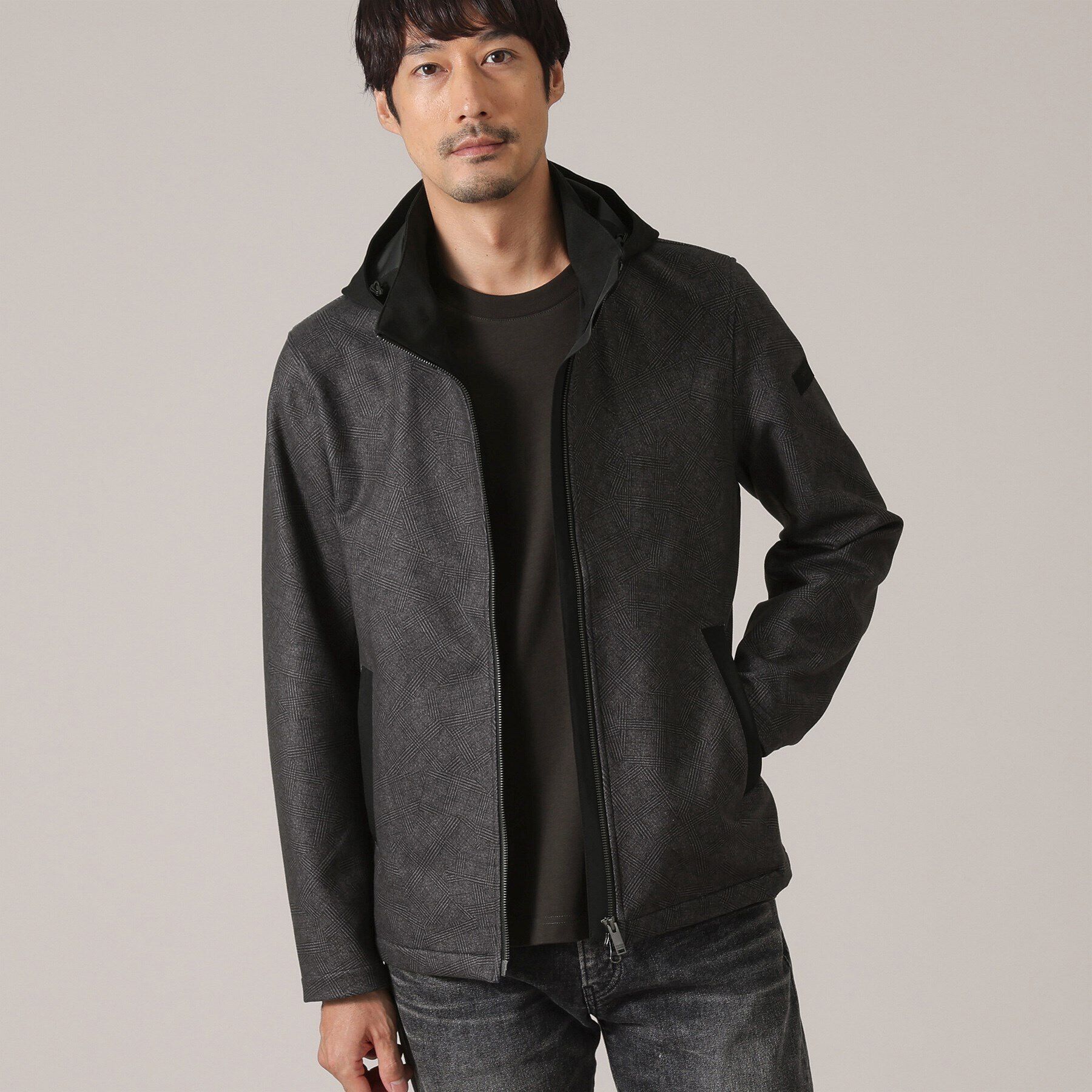 TAKEO KIKUCHI「【DOWN FABRIC】ダウンファブリック　フード ZIP UP　ブルゾン」|ブルゾン・スタジャン|チャコールグレー(4