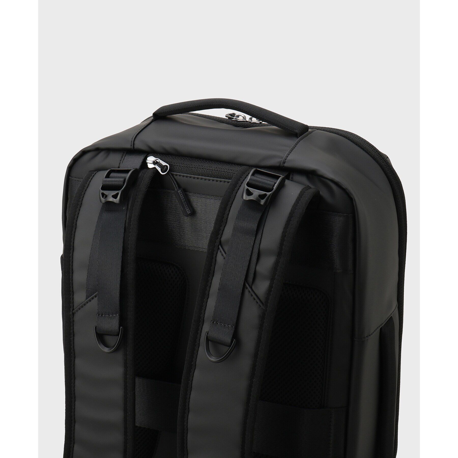 TAKEO KIKUCHI「【重力分散】Bumpy スクエアリュック」|リュック|