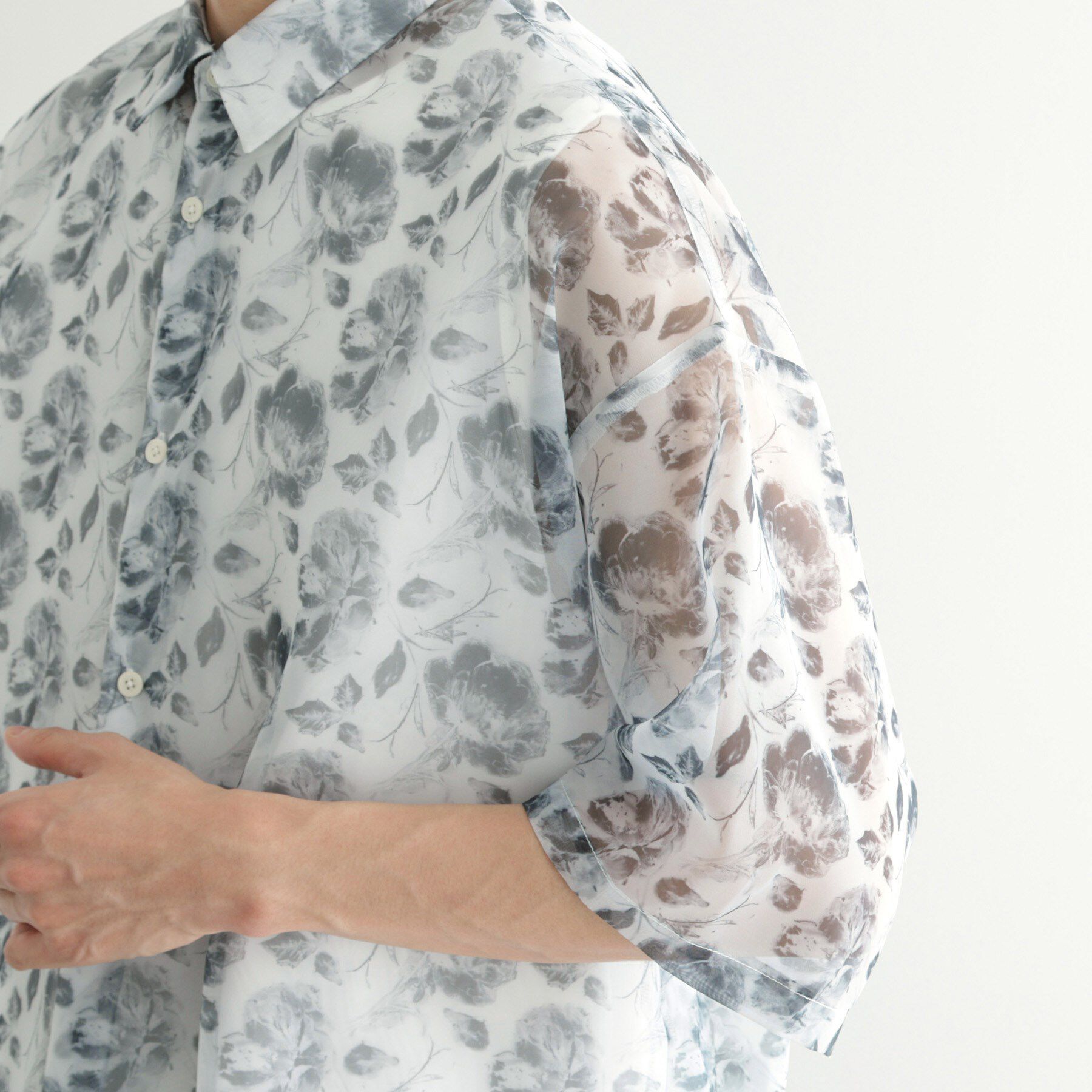 tk.TAKEO KIKUCHI「シアーフラワーシャツ」|シャツ・ブラウス|