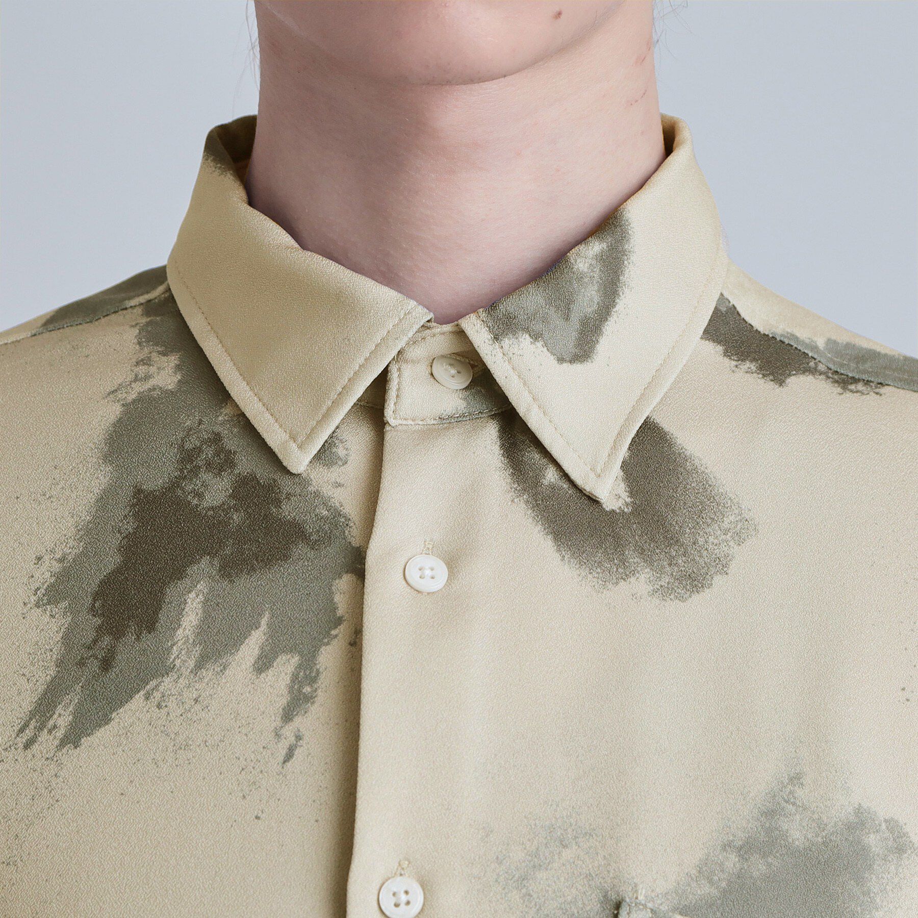 tk.TAKEO KIKUCHI「スモークブラープリントシャツ」|シャツ・ブラウス|