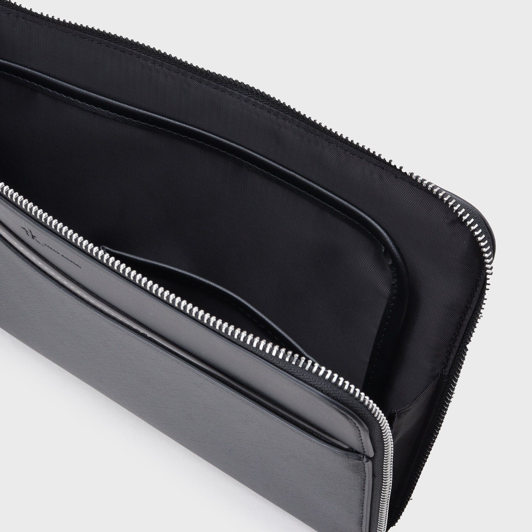 tk.TAKEO KIKUCHI「切替ZIPクラッチバッグ」|クラッチバッグ|