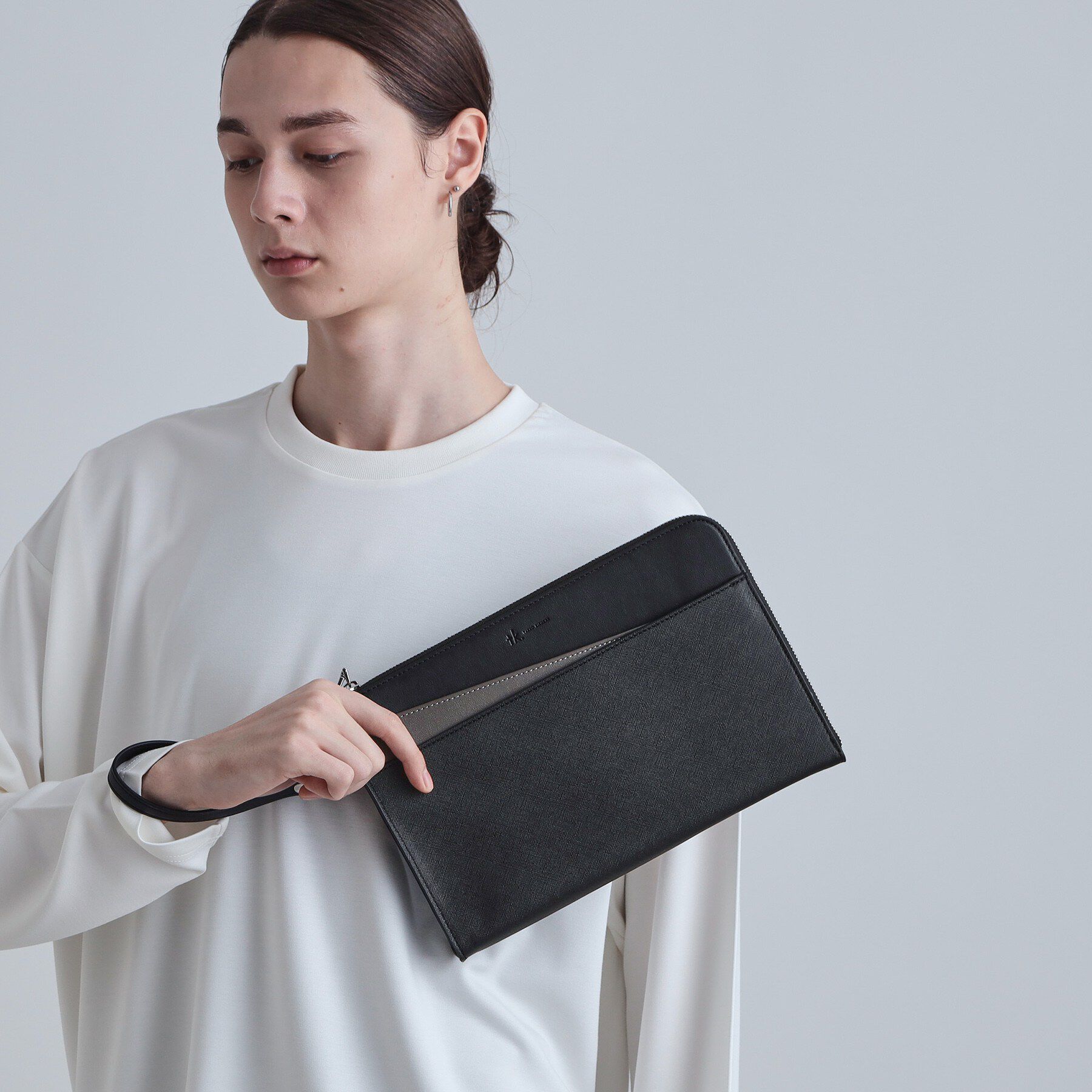 tk.TAKEO KIKUCHI「切替ZIPクラッチバッグ」|クラッチバッグ|