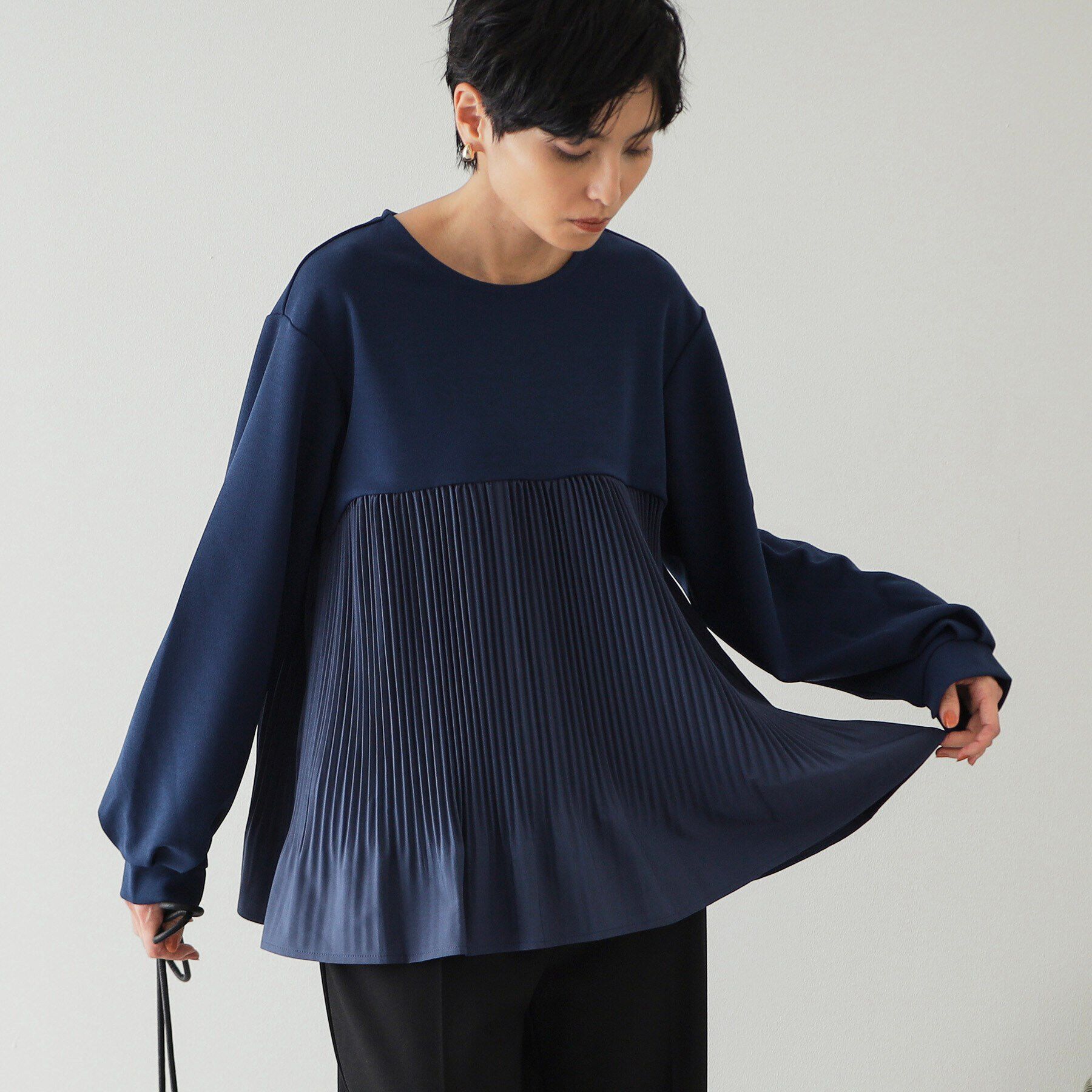 OPAQUE.CLIP「ブリーツドッキング デザイントップス【洗濯機洗い可】」|Tシャツ・カットソー|ブルー(092)