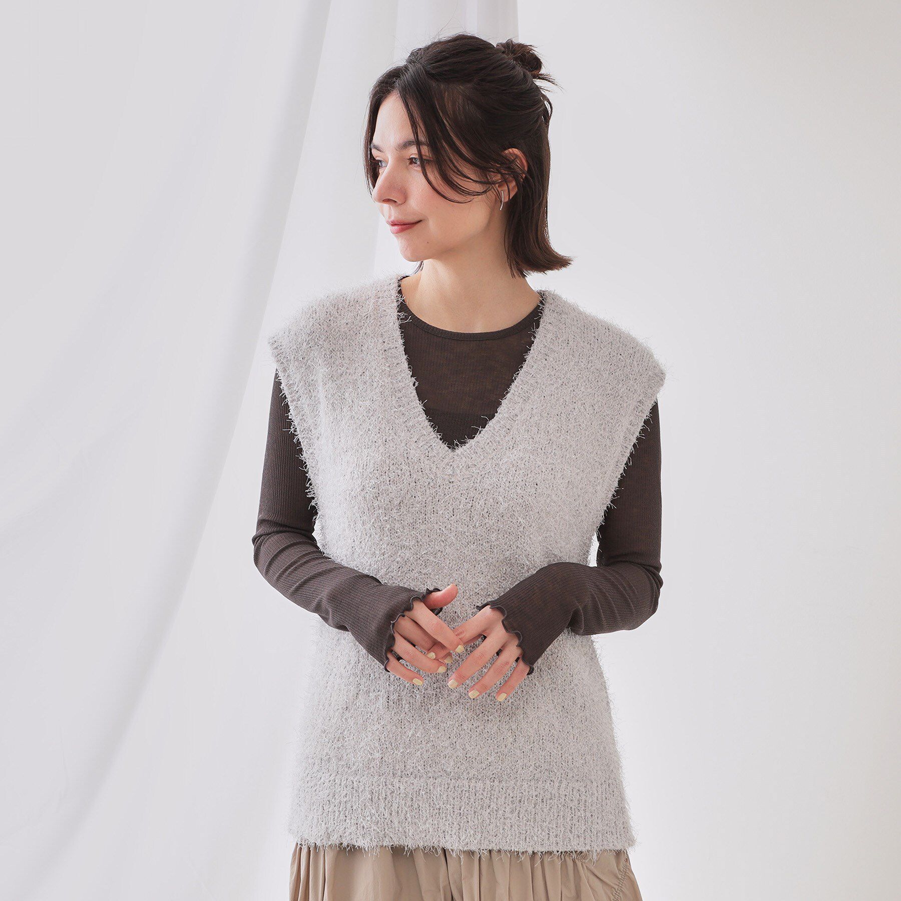 OPAQUE.CLIP「《andGIRL掲載》ラメシャギーニットベスト【洗濯機洗い可/抗ピル】」|ベスト・ジレ|ライトグレー(611