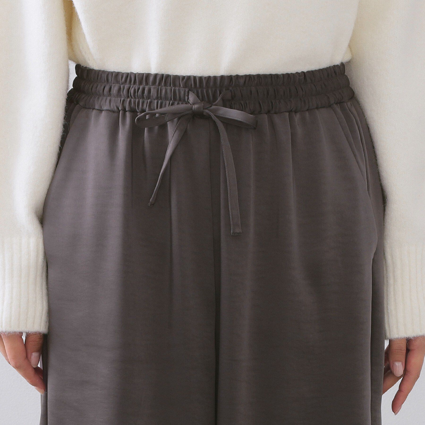 OPAQUE.CLIP「サテンイージーワイドパンツ【洗濯機OK】」|その他|