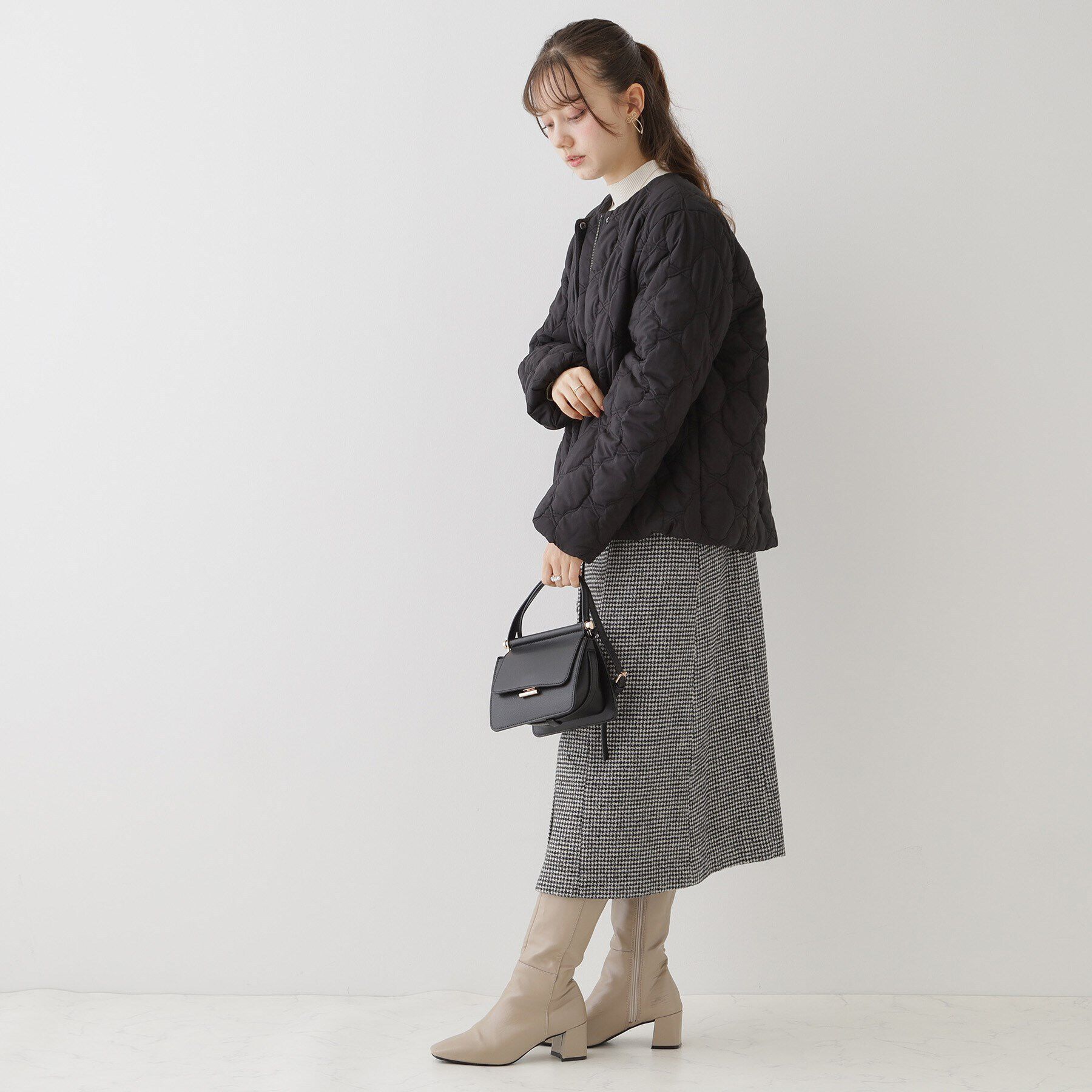 Couture broach「【吸湿発熱性・保温性を兼ね備えた上品キルトジャケット】リボンキルトジャケット」|ダウン|