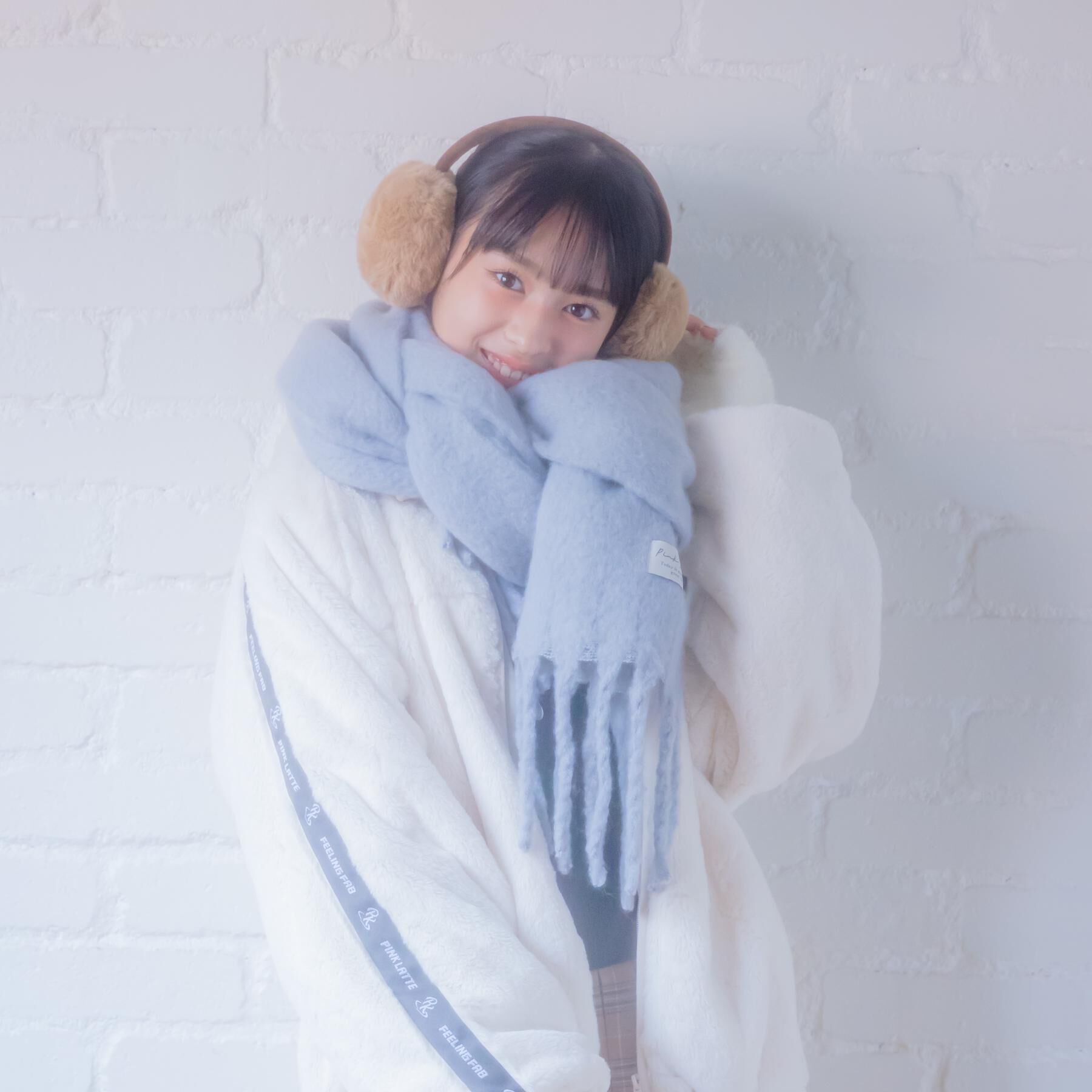 PINK-latte「ボリュームフリンジストール」|マフラー|ブルー(091)