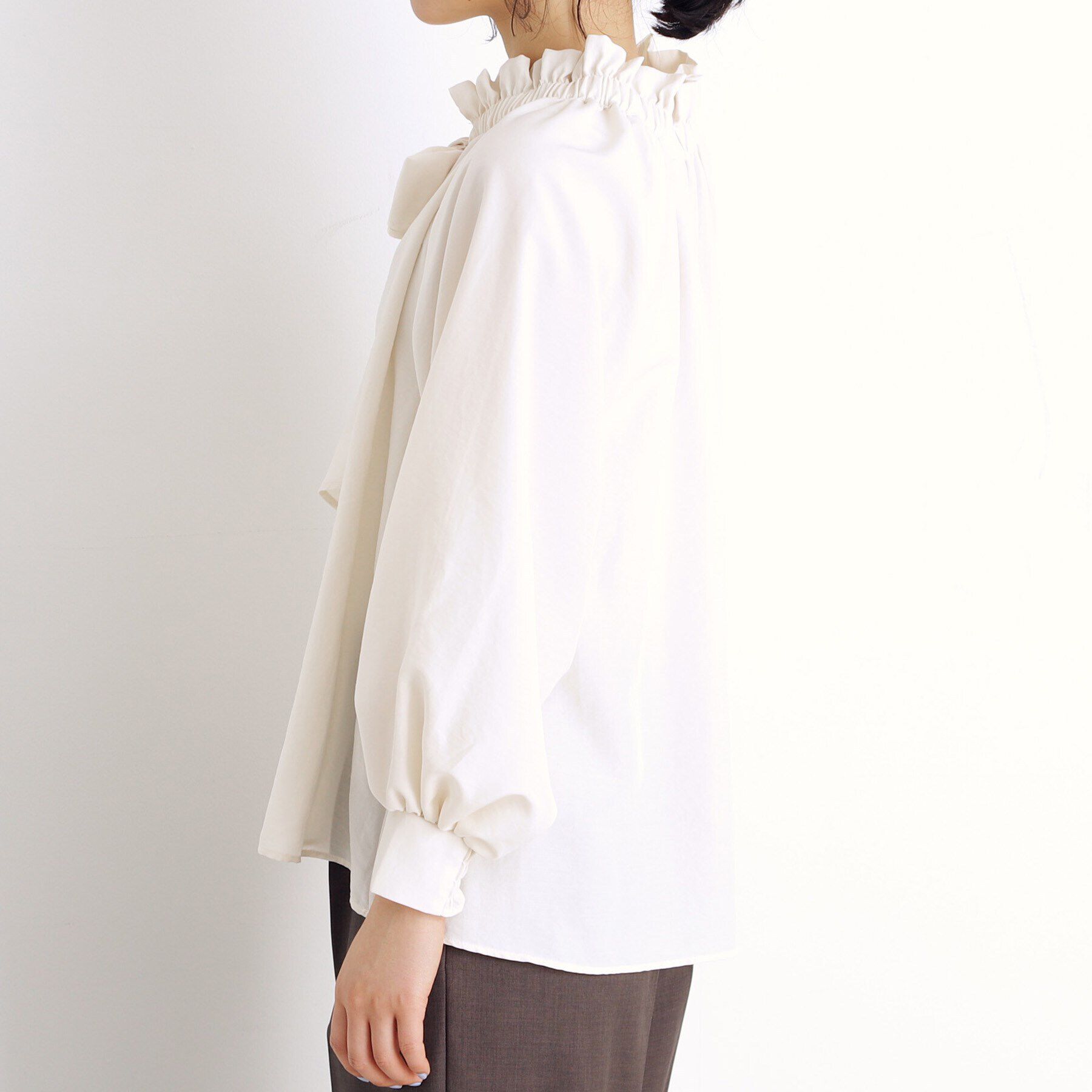 THE SHOP TK「【セレモニー/通勤/新生活】リボンボウタイブラウス/洗える」|シャツ・ブラウス|