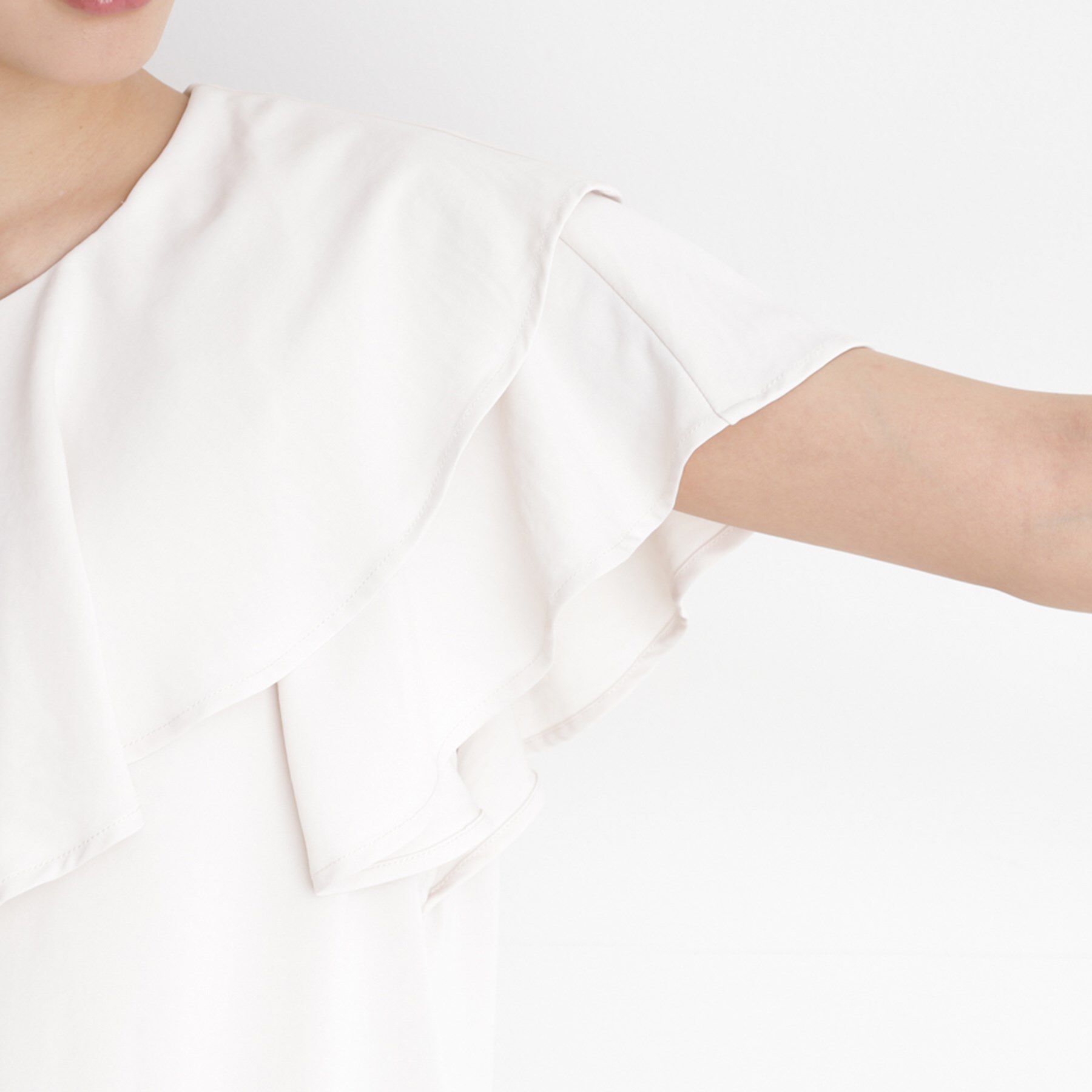 THE SHOP TK「【ONOFF活躍】フリルデザインブラウス/セットアップ可」|シャツ・ブラウス|