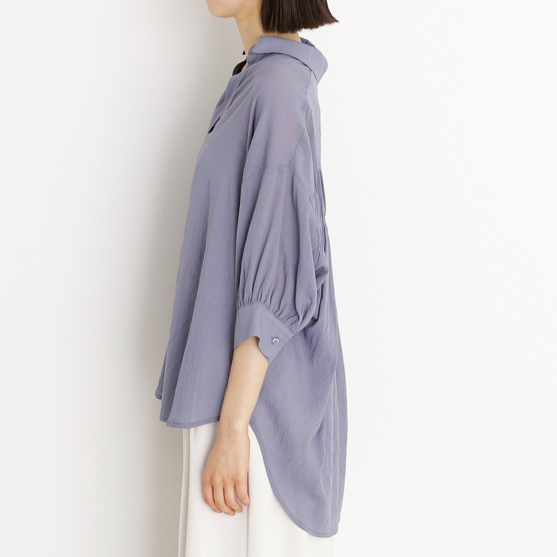 THE SHOP TK「後ろギャザーシアーシャツ【体型カバー／洗える】」|シャツ・ブラウス|