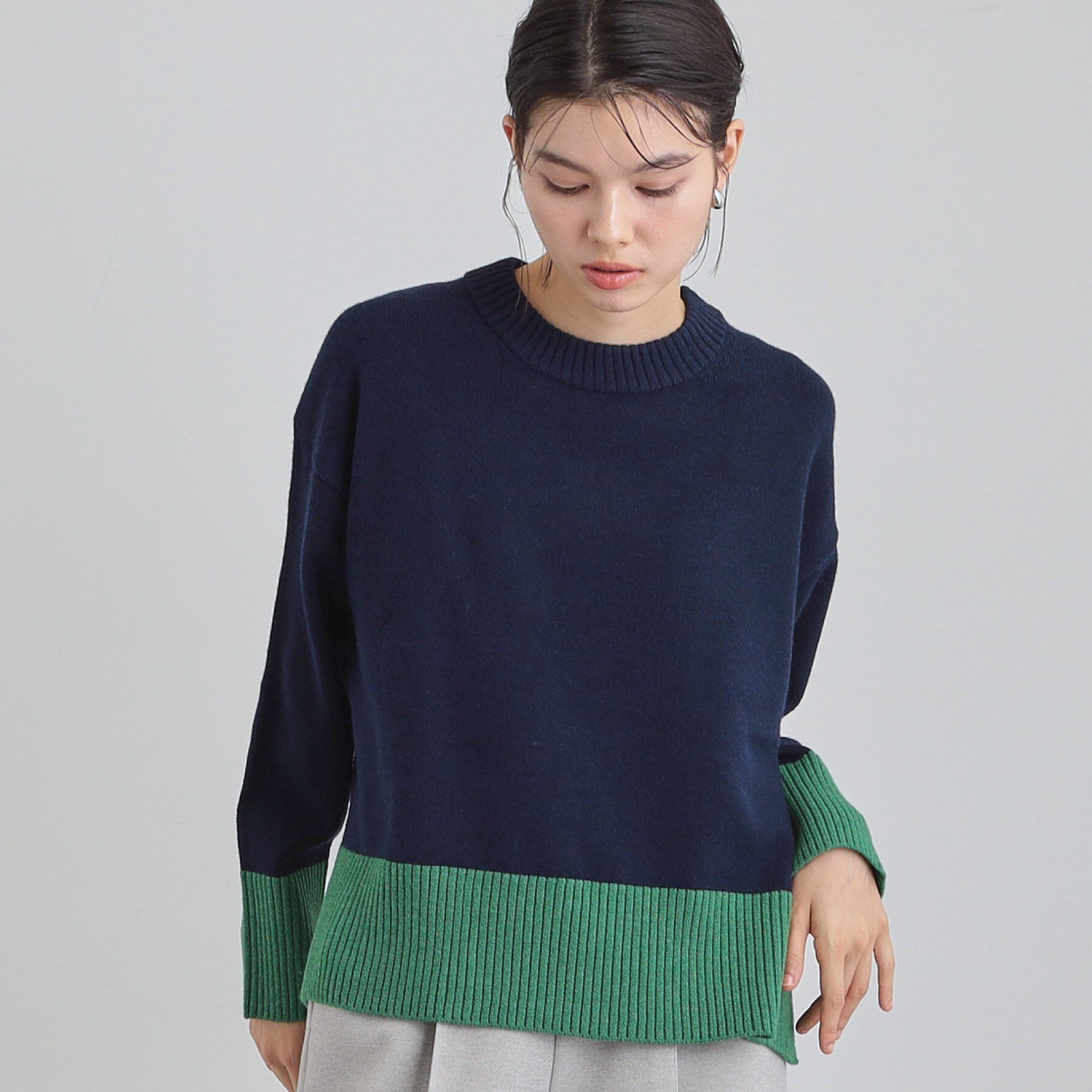 THE SHOP TK「インしないで着られる カラーブロックニット」|ニット・セーター|ネイビー(594)