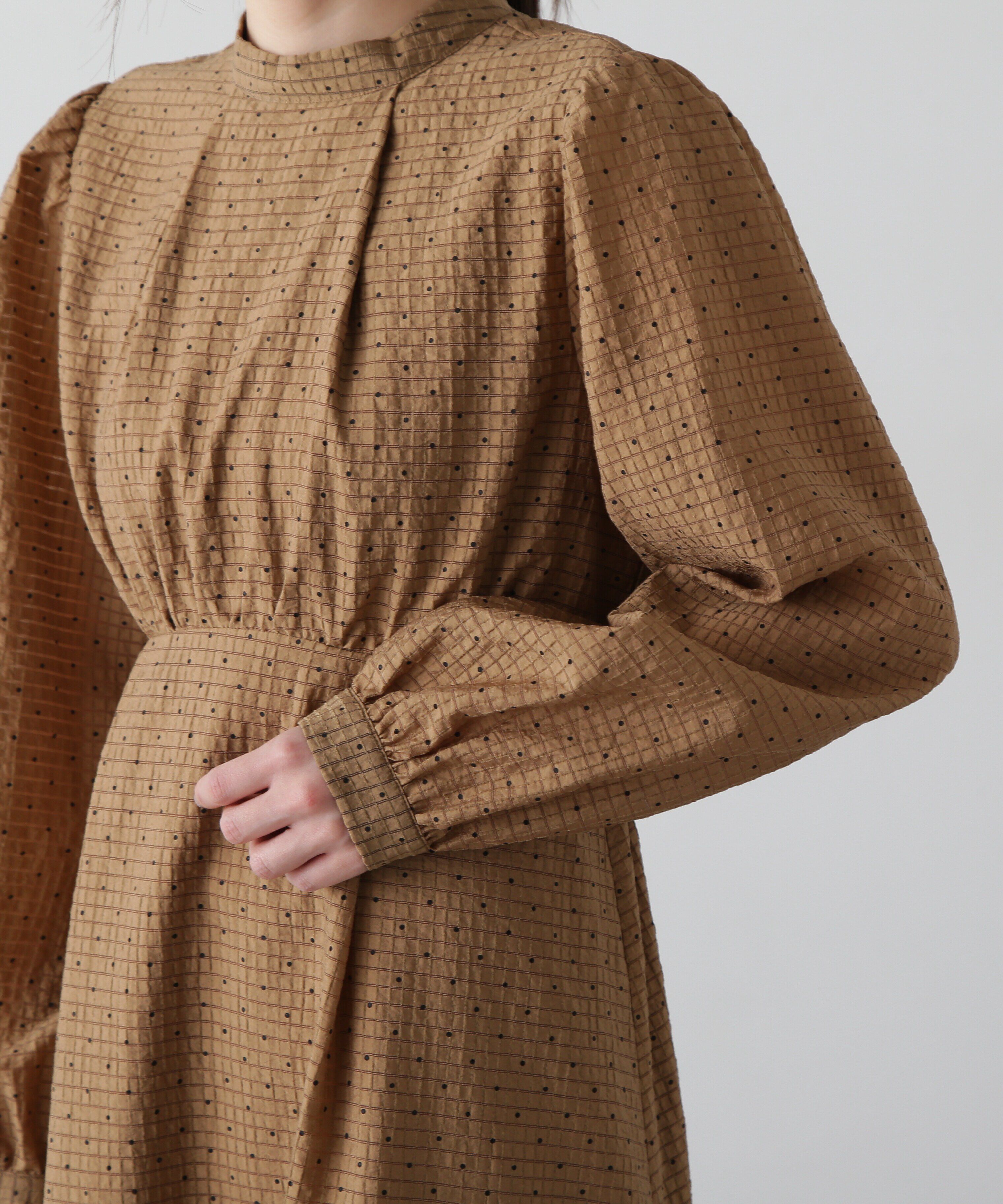  「透かしドットボリュームスリーブワンピース」|ワンピース|