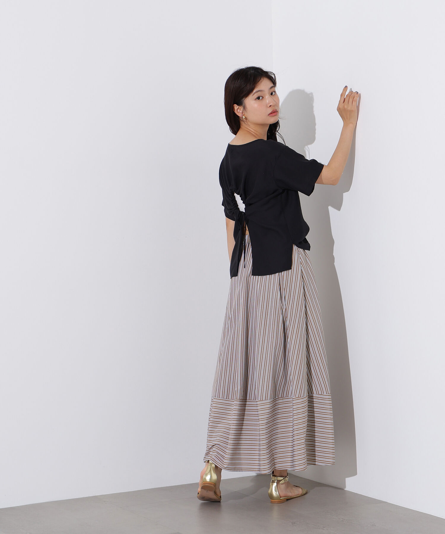  「バックオープンTブラウス」|シャツ・ブラウス|