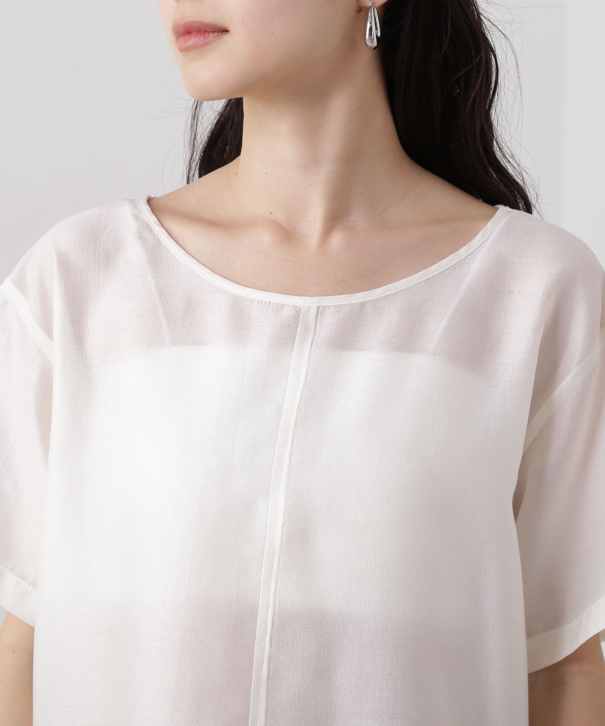  「バックオープンTブラウス」|シャツ・ブラウス|