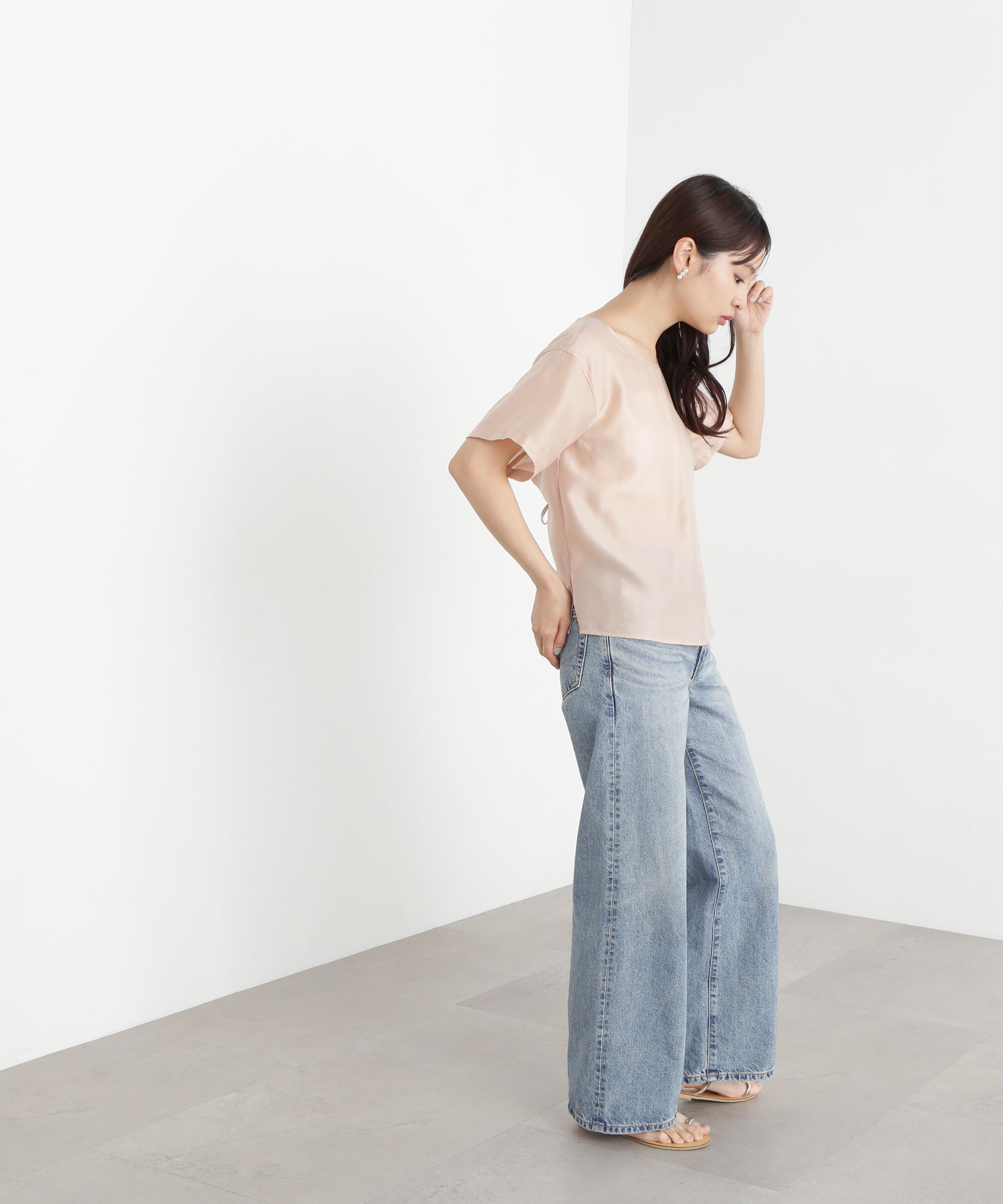  「バックオープンTブラウス」|シャツ・ブラウス|