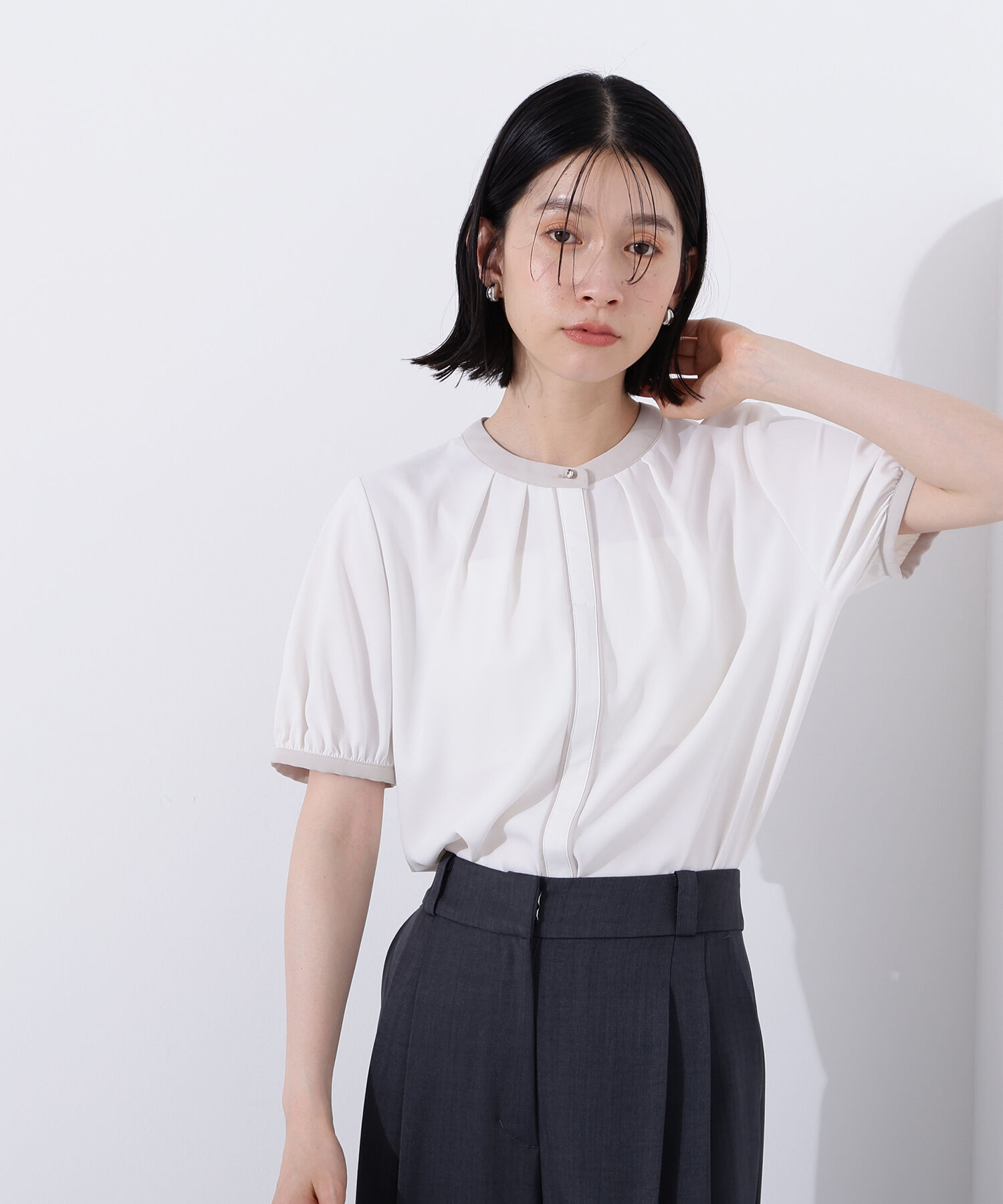  「バイカラートリミングブラウス」|シャツ・ブラウス|オフホワイト 2