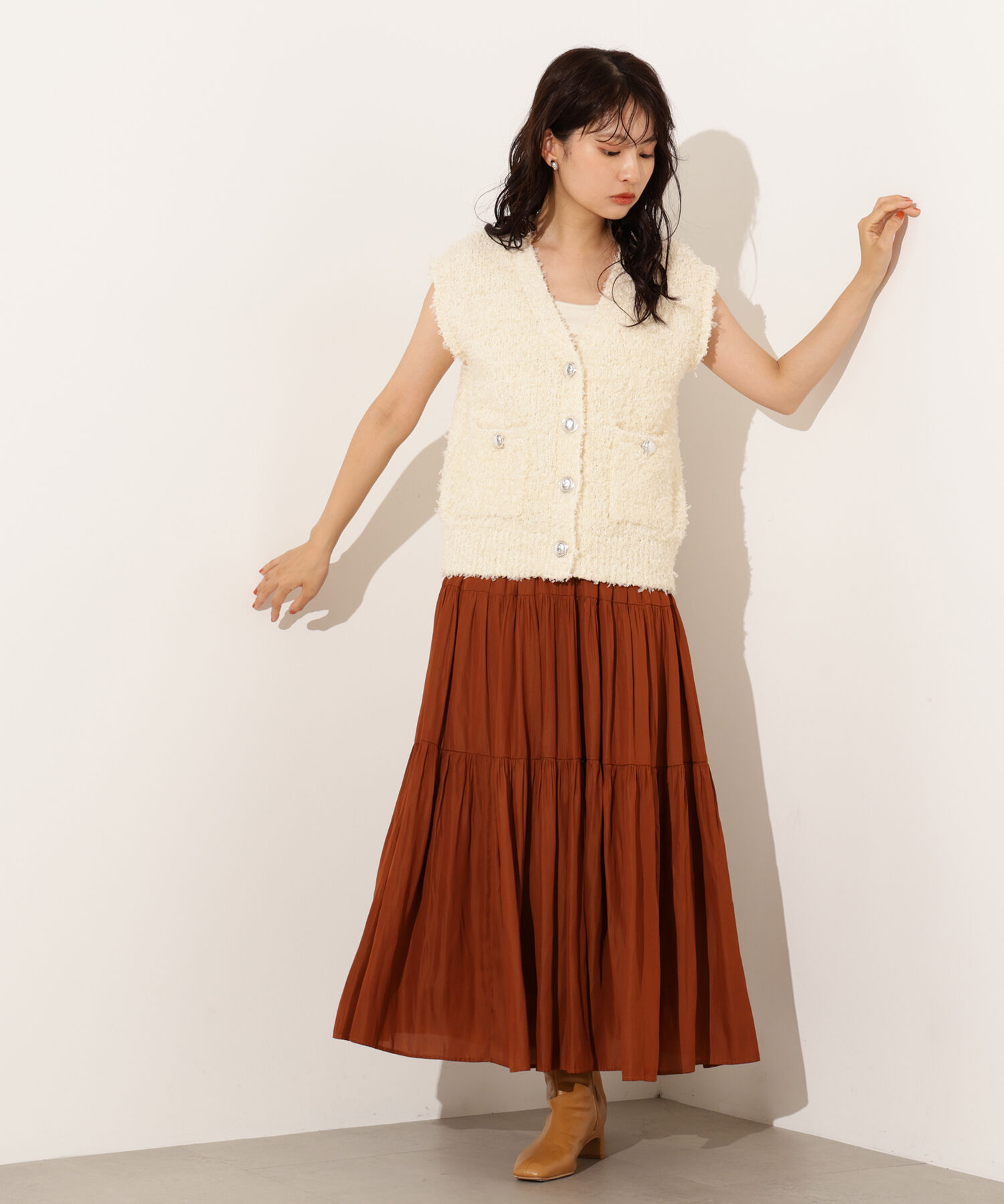  「Vネックニットジレ」|ニット・セーター|