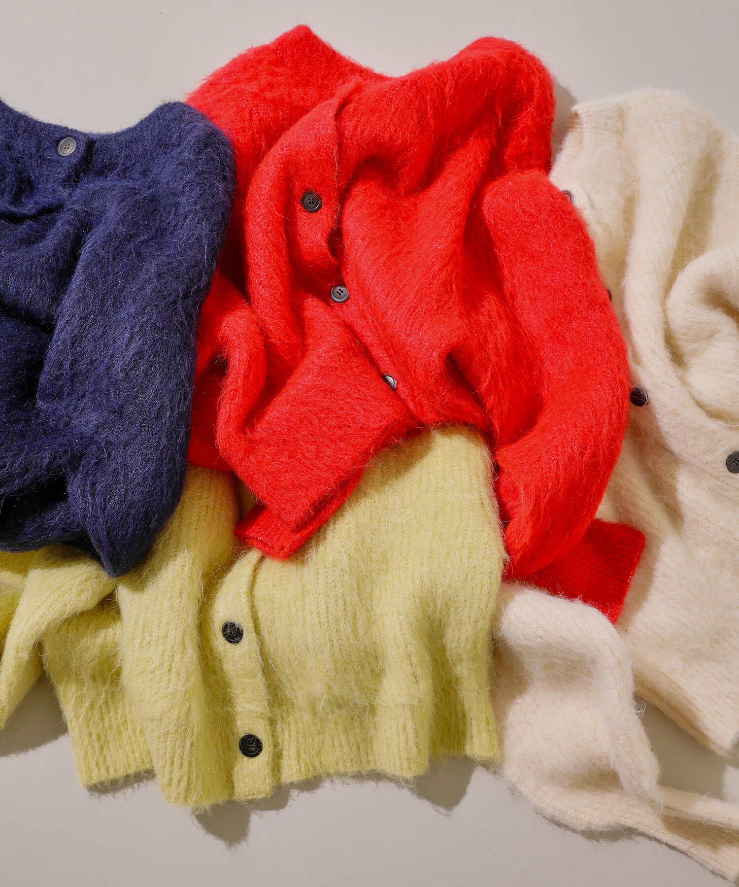  「クルーネックフェザーカーディガン」|ニット・セーター|レッド