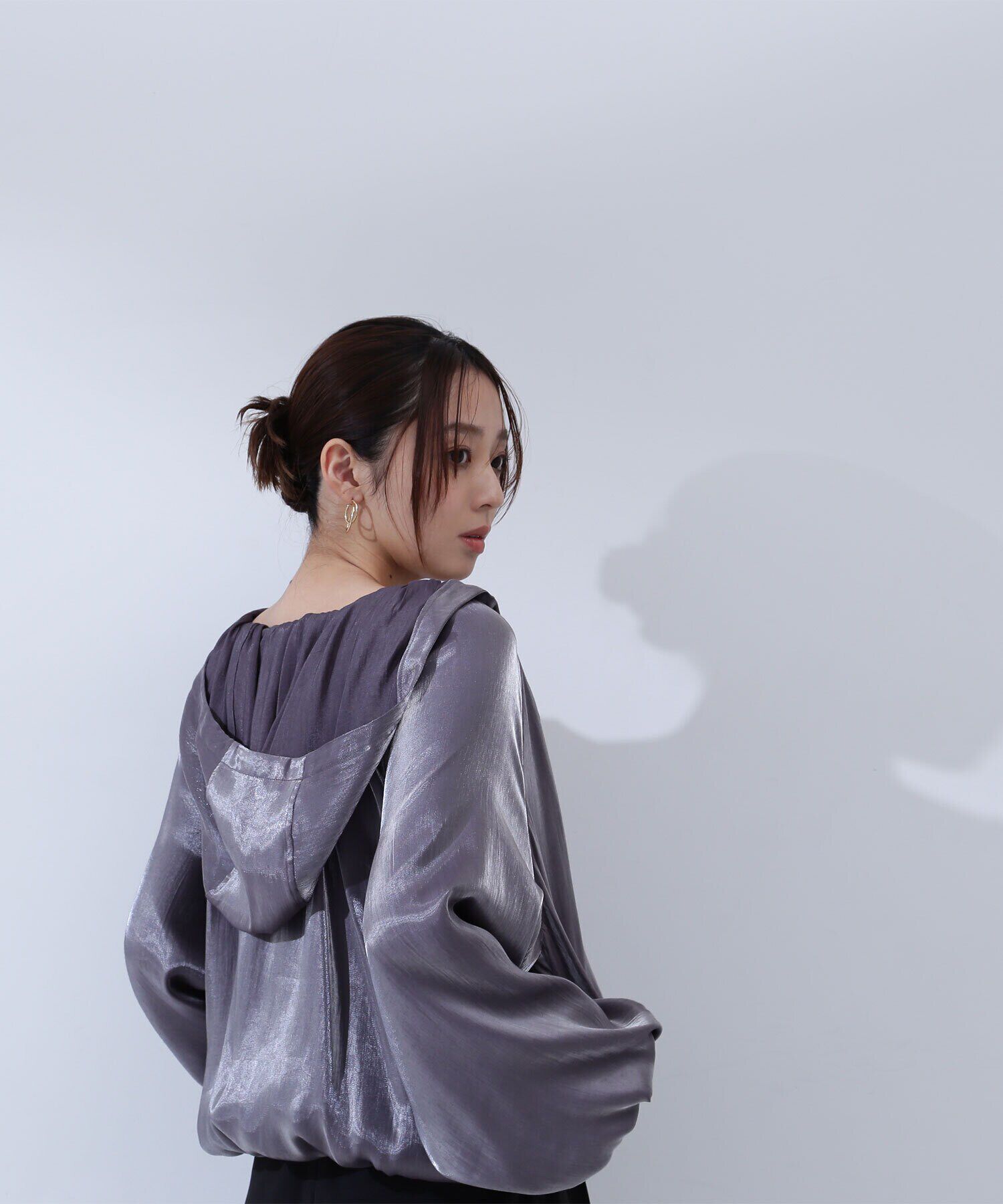  「グロッシーバルーンブルゾン」|ブルゾン・スタジャン|チャコール1