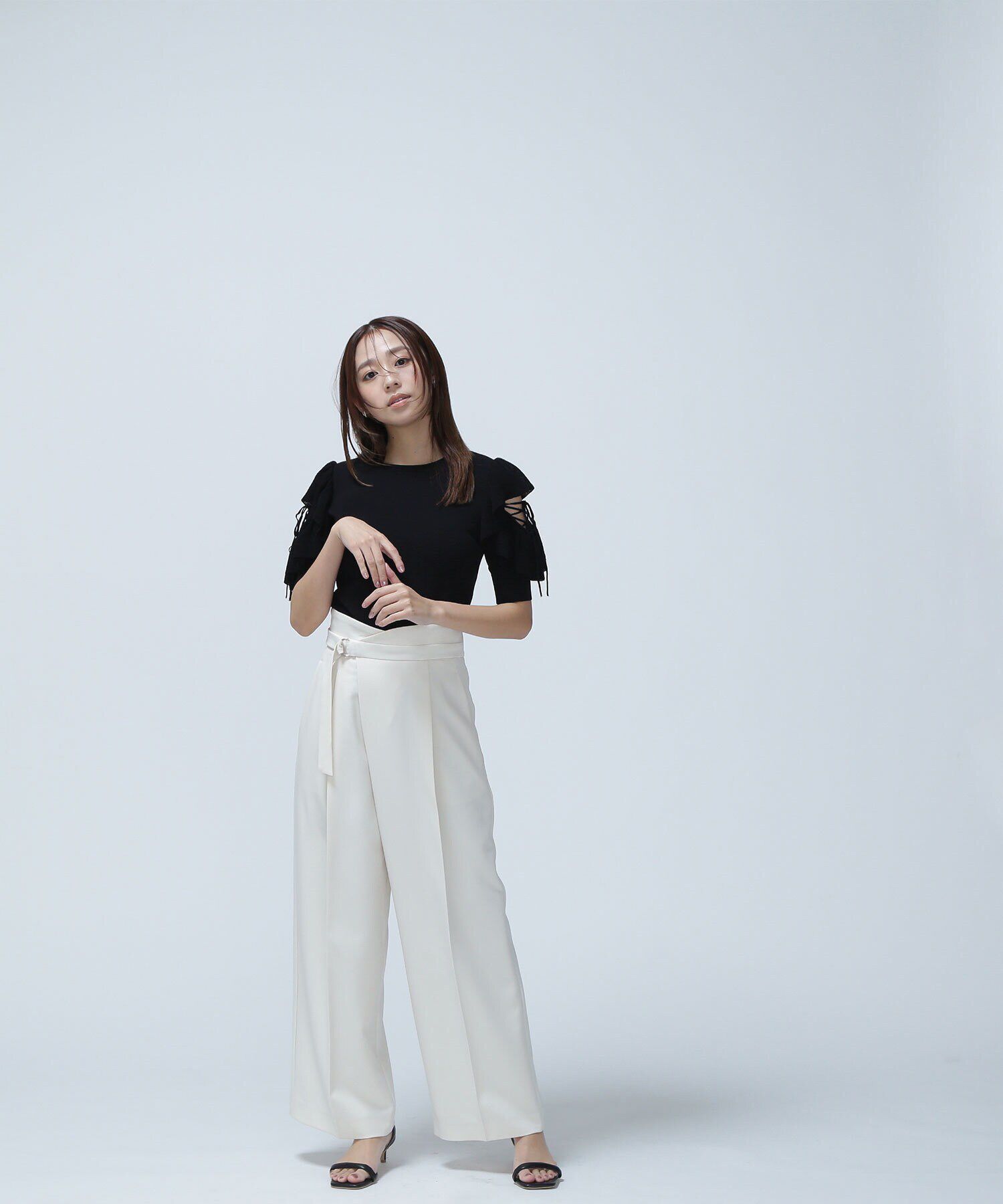  「レースアップフリルスリーブニット」|ニット・セーター|