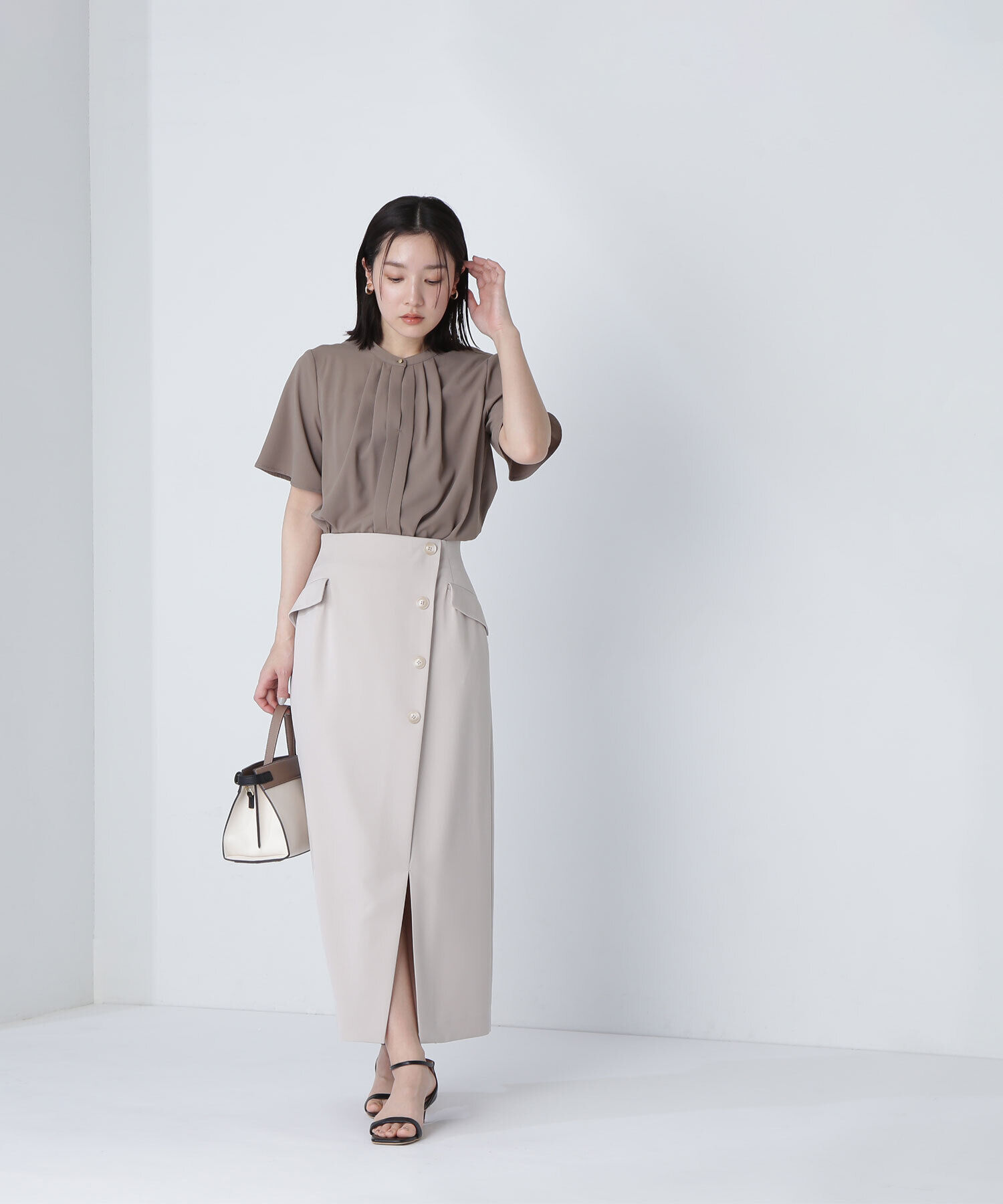  「フロントタックフレアスリーブブラウス」|シャツ・ブラウス|