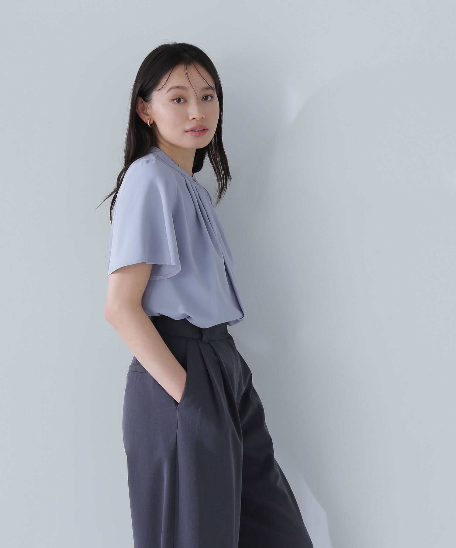  「フロントタックフレアスリーブブラウス」|シャツ・ブラウス|