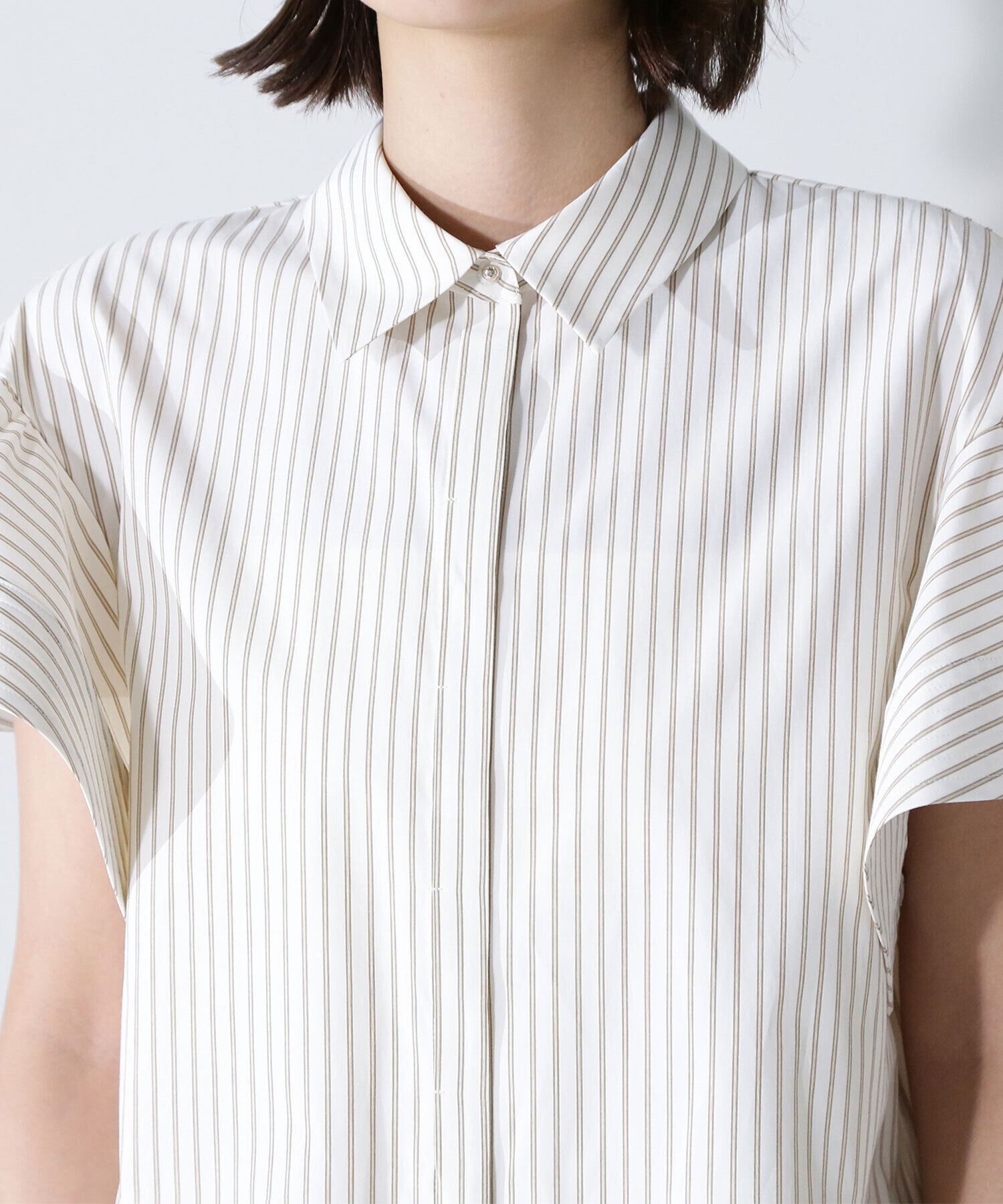  「ステッチフリルスリーブシャツ」|シャツ・ブラウス|