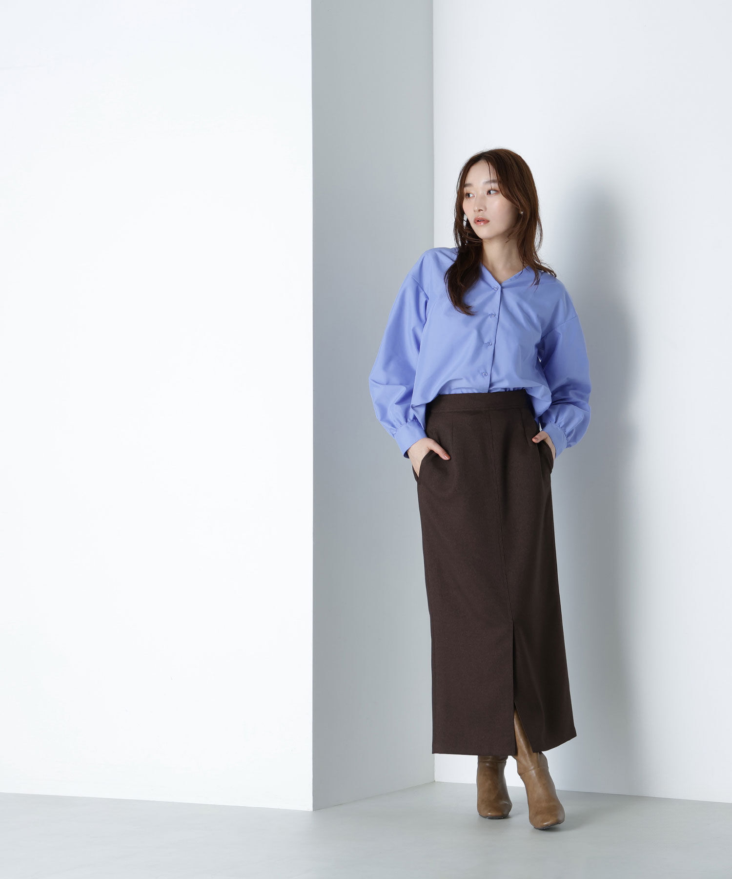  「Vネックフォルムブラウス」|シャツ・ブラウス|