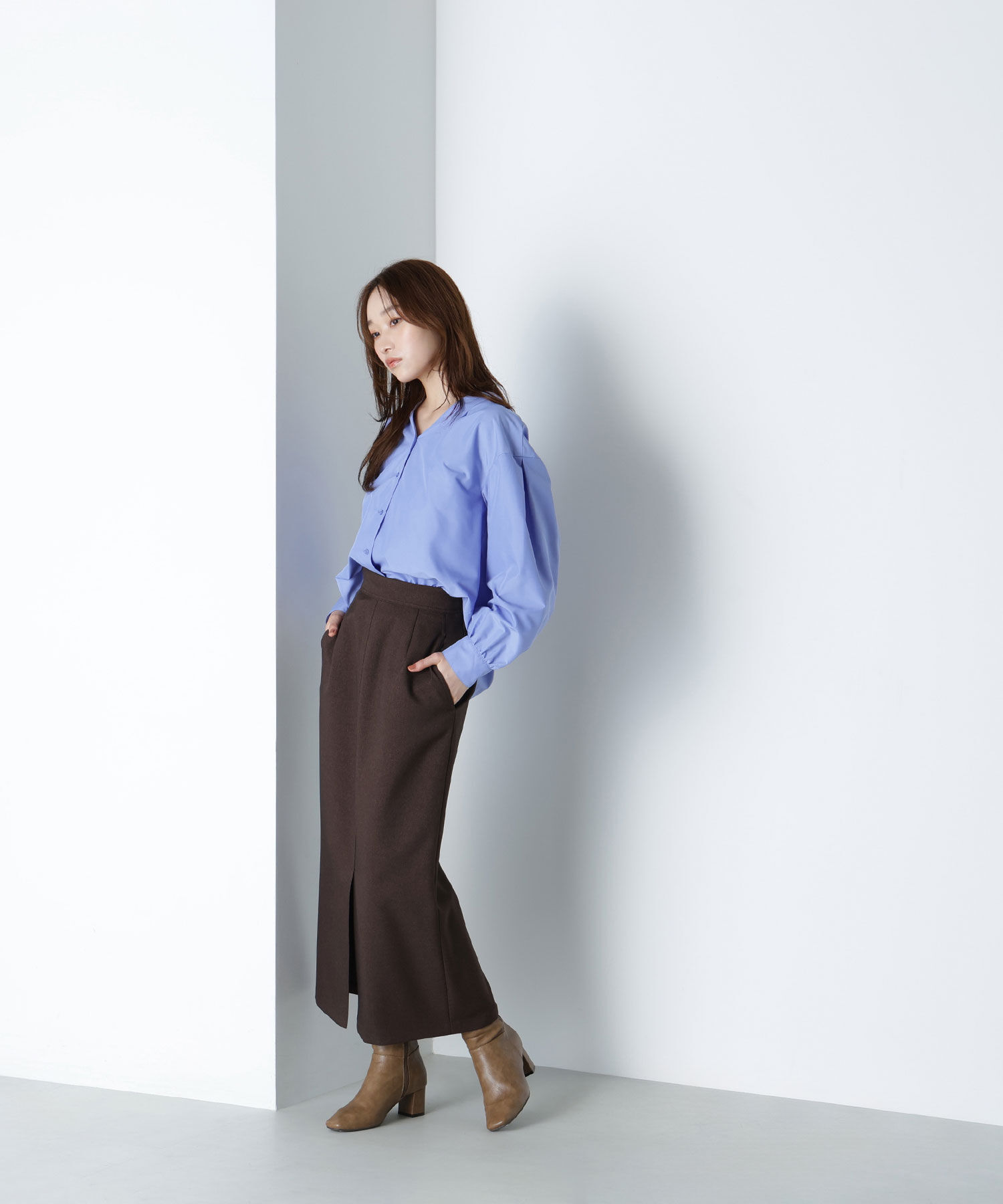  「Vネックフォルムブラウス」|シャツ・ブラウス|