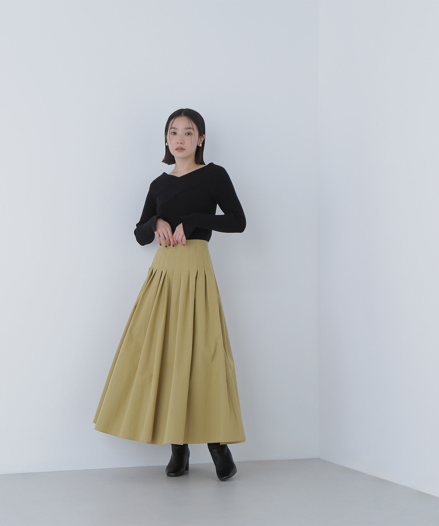  「クロスネックリブニット」|ニット・セーター|