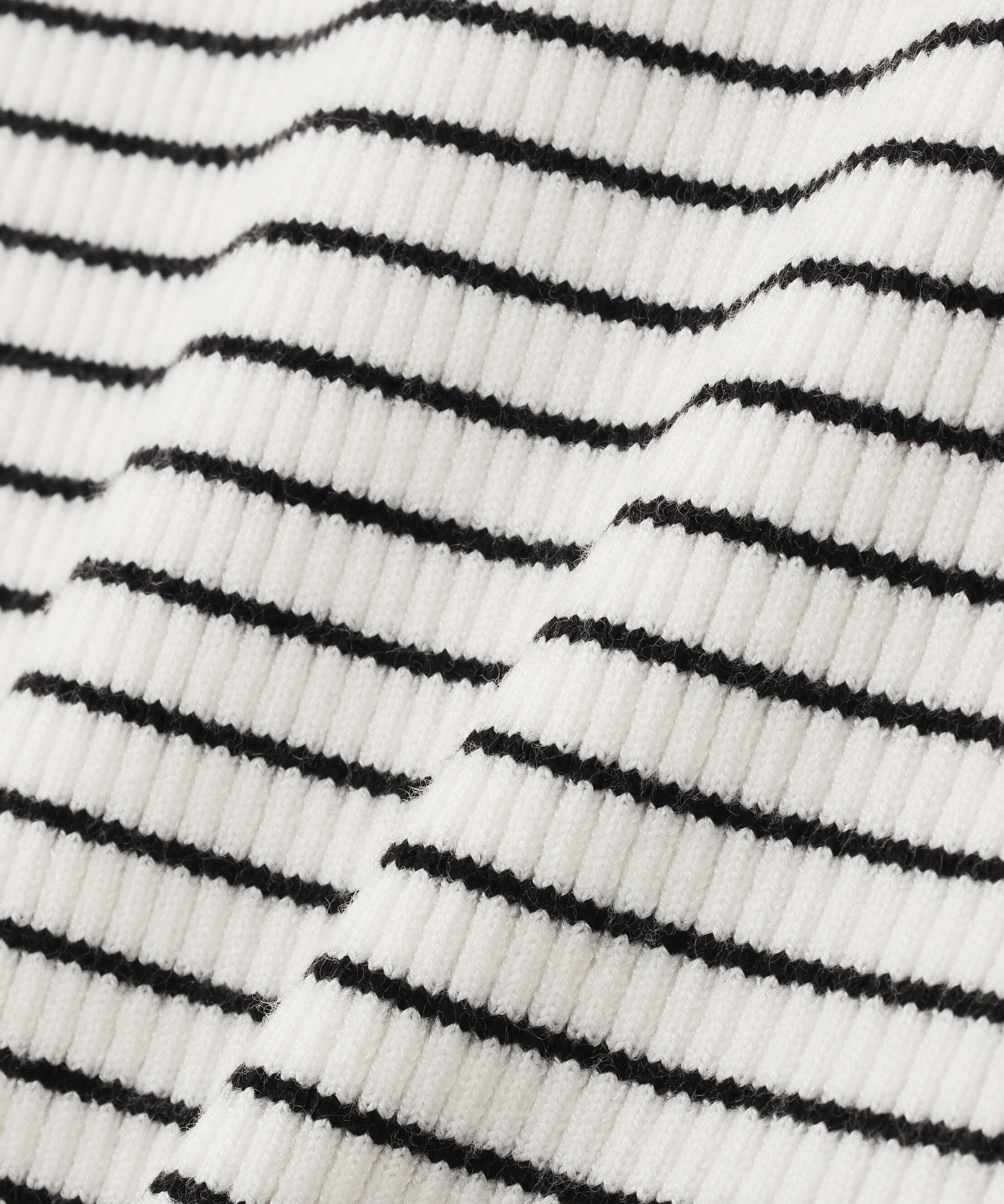  「クロスネックリブニット」|ニット・セーター|