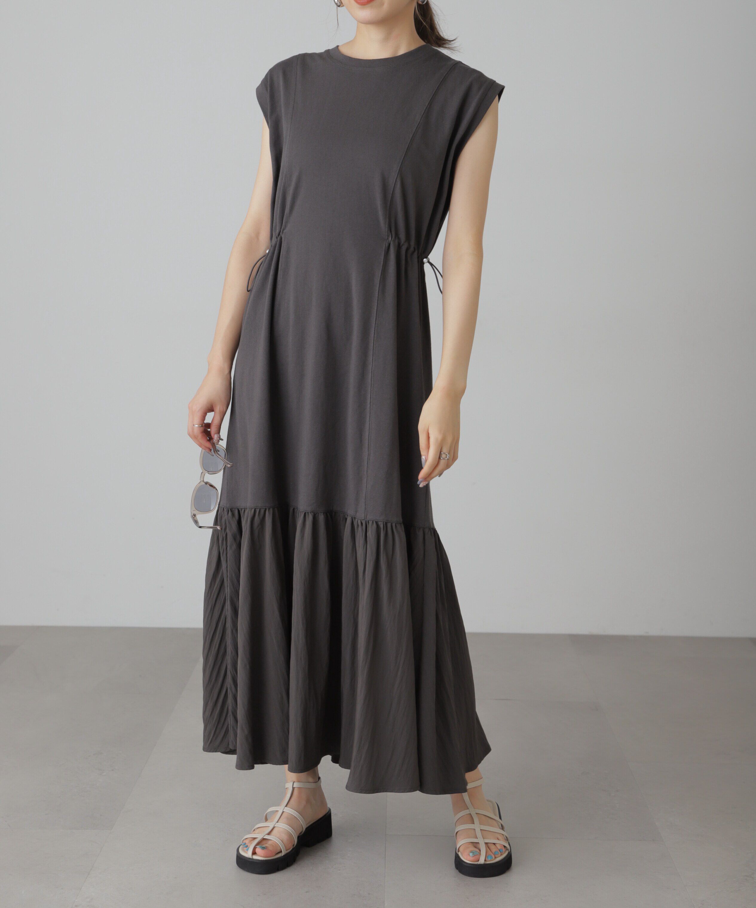  「布帛ドッキングフレンチスリーブカットワンピース」|ワンピース|ブラック