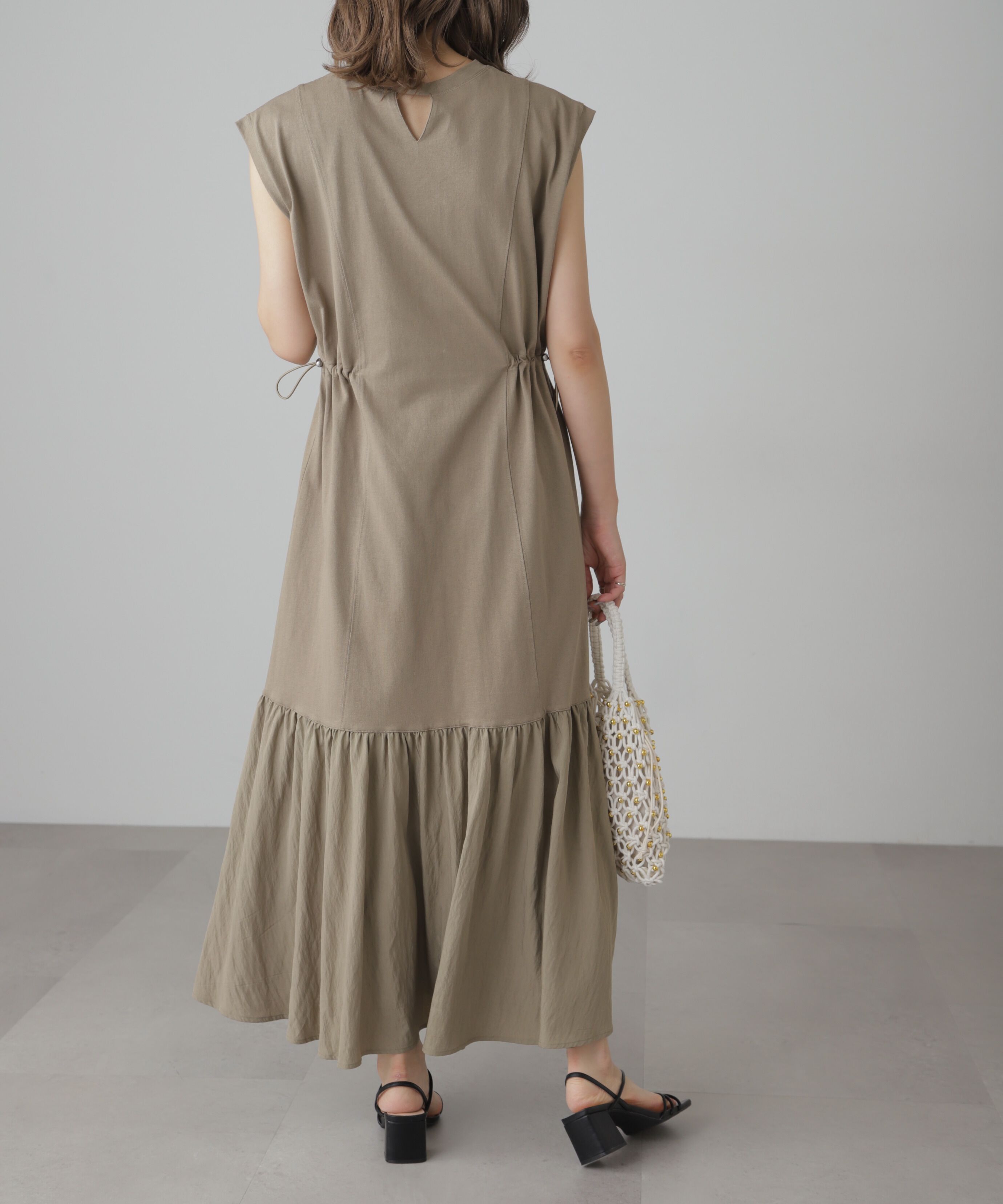  「布帛ドッキングフレンチスリーブカットワンピース」|ワンピース|