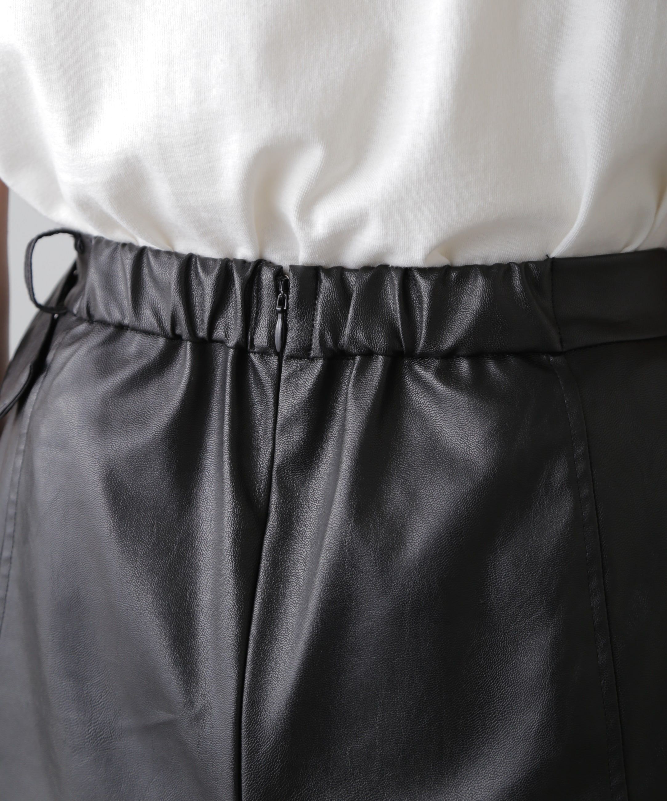  「フェイクレザーミニスカパン」|スカート|