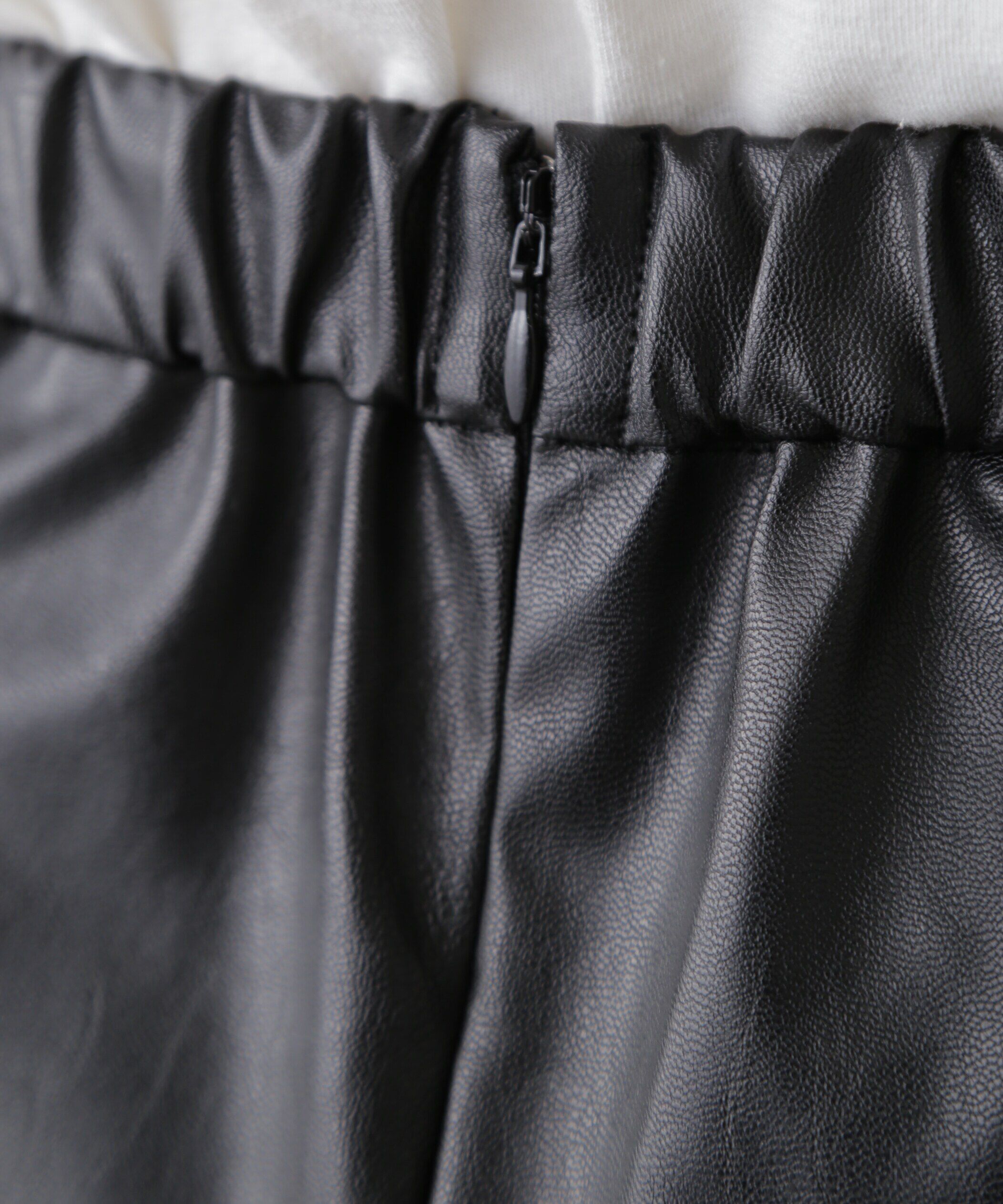  「フェイクレザーミニスカパン」|スカート|