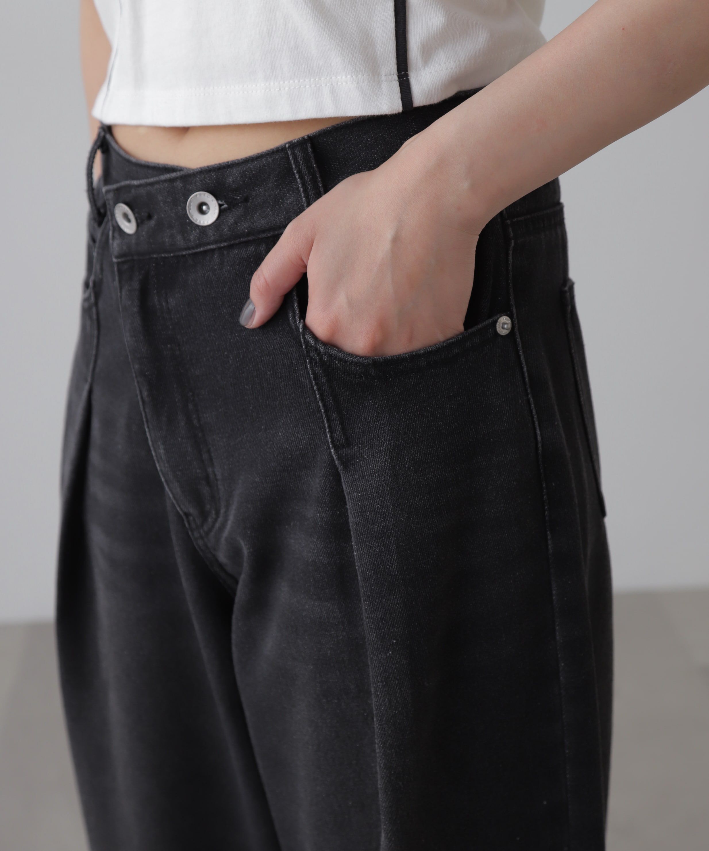  「アシメベルトタックワイドデニムパンツ」|その他|