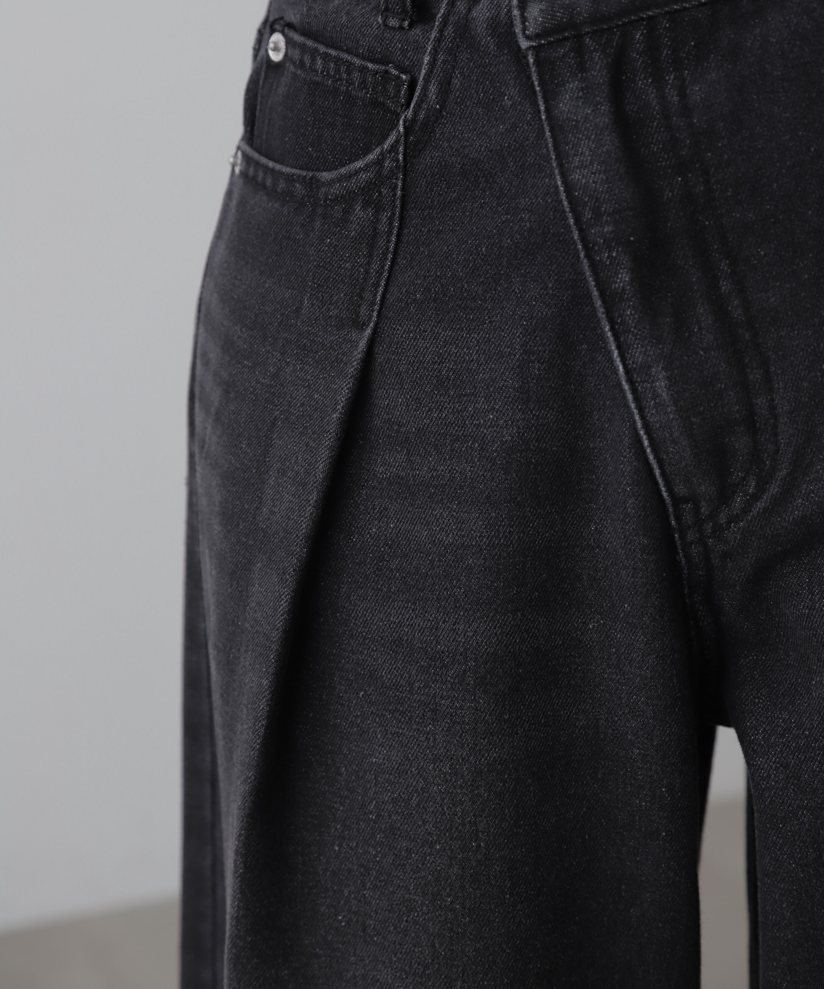  「アシメベルトタックワイドデニムパンツ」|その他|