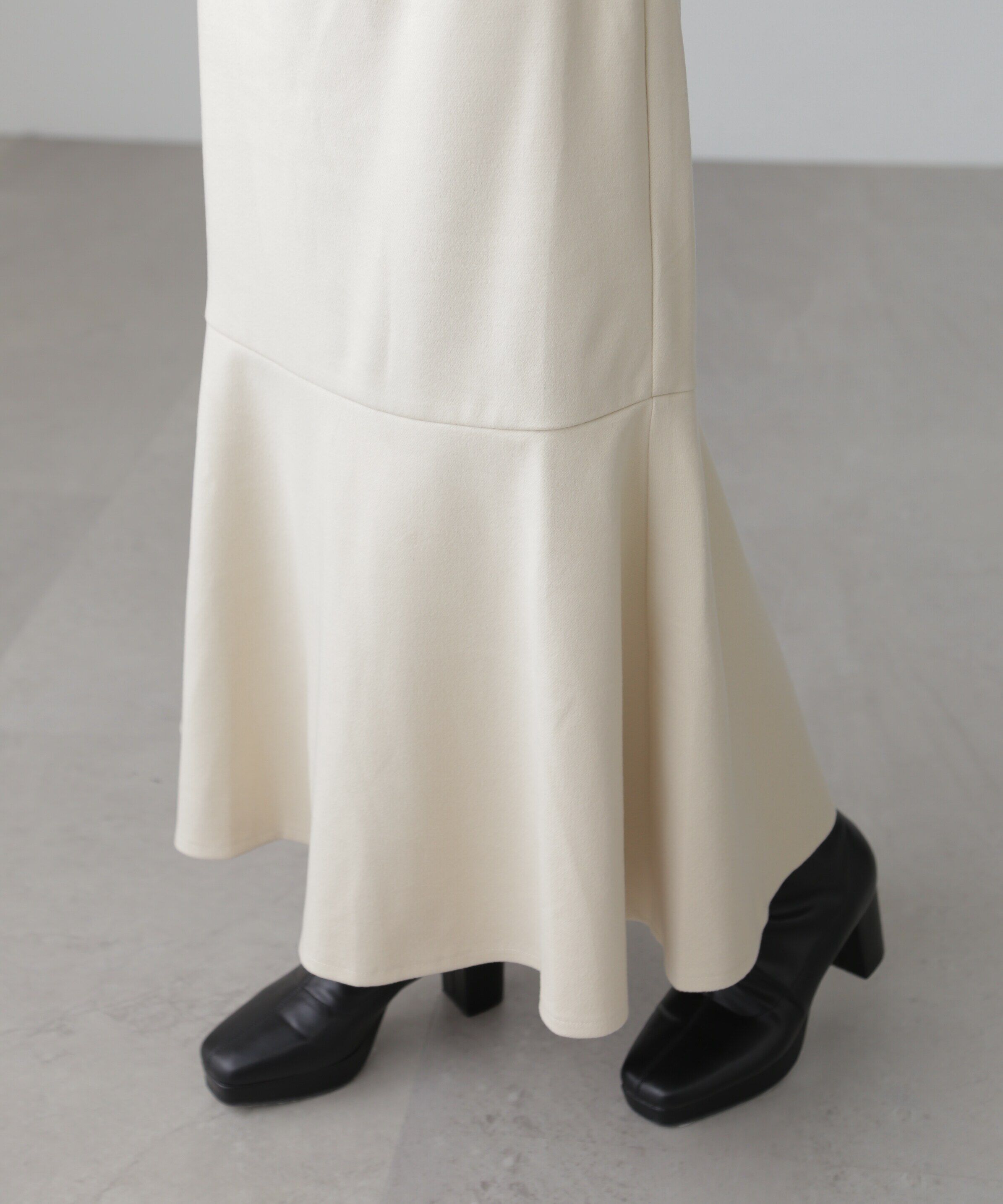  「起毛ストレッチマーメイドスカート」|スカート|