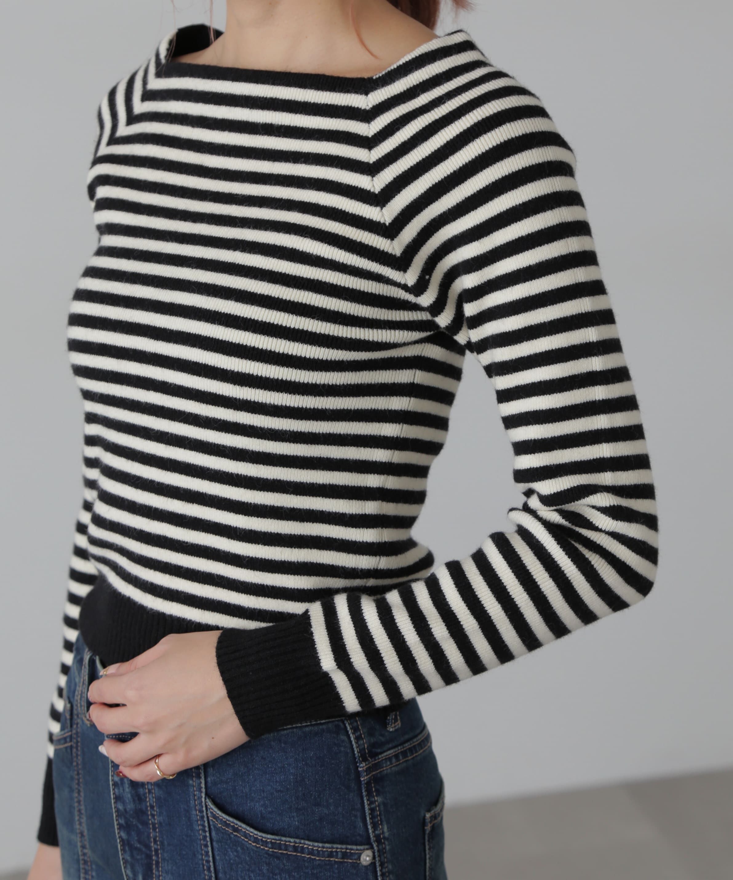  「スクエアネックコンパクトニット」|ニット・セーター|