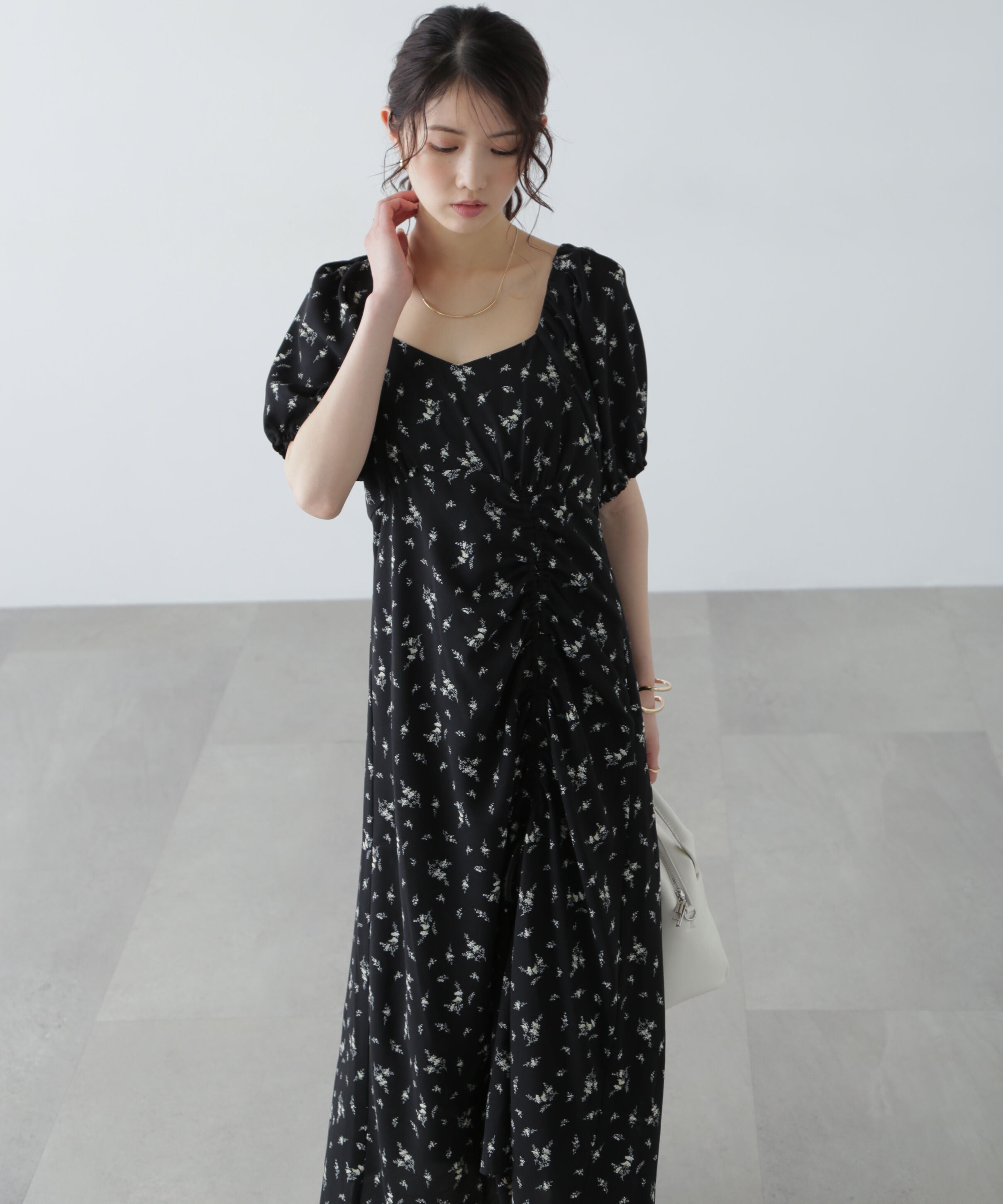  「フラワープリントパフスリーブワンピース」|ワンピース|