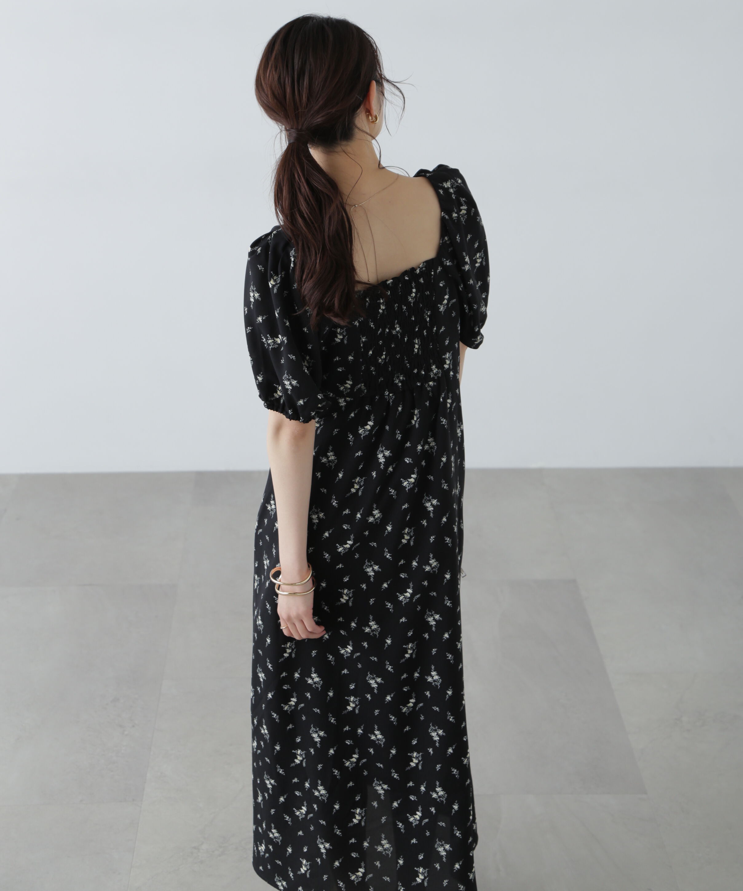  「フラワープリントパフスリーブワンピース」|ワンピース|