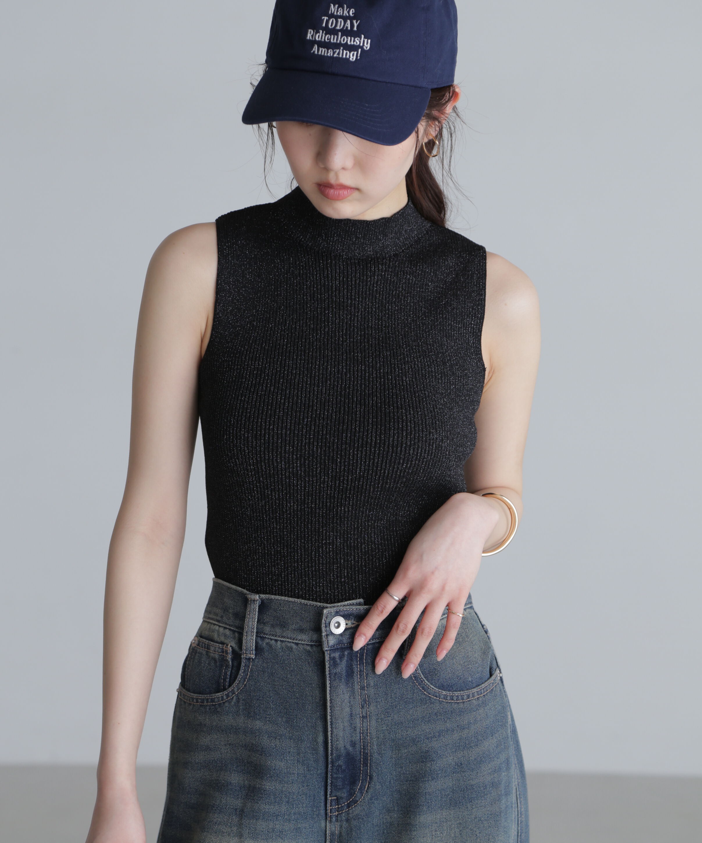  「ラメノースリーブニット」|ニット・セーター|ブラックラメ1